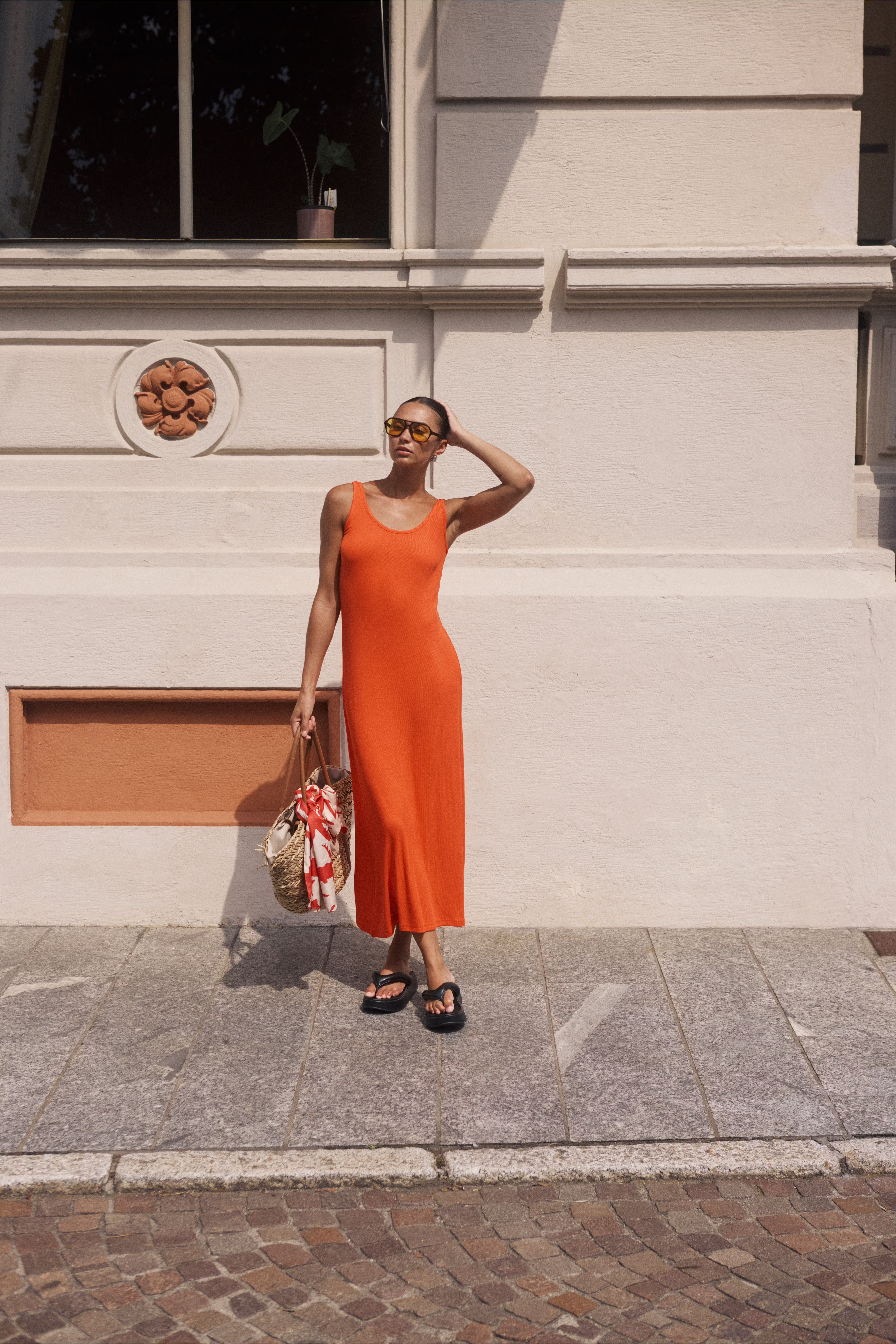 KAcarmin Kjole LOCATION NONE 10509923-171558