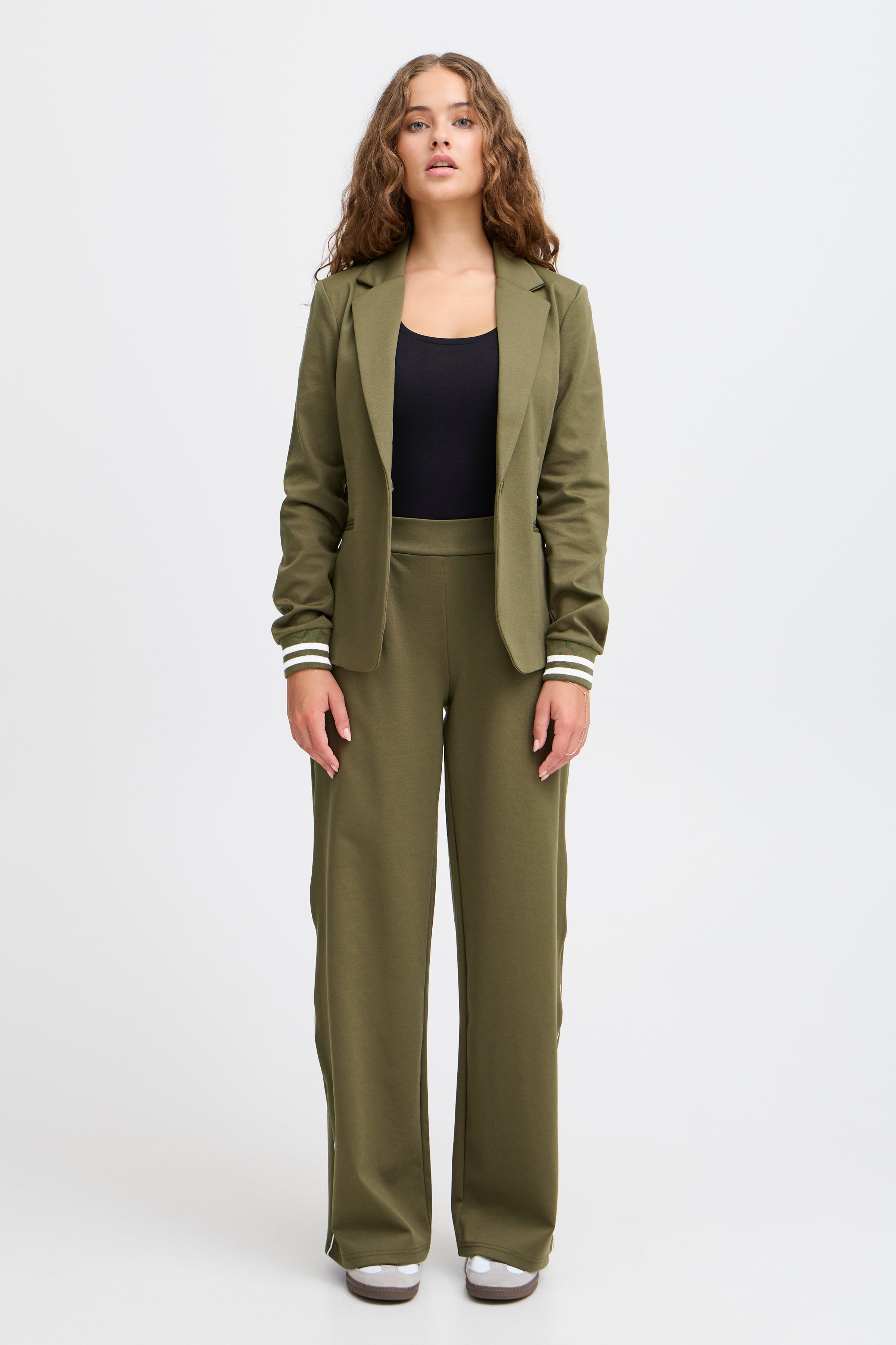 IXKATE Trousers LOOKBOOK FRONT 20123551-190510