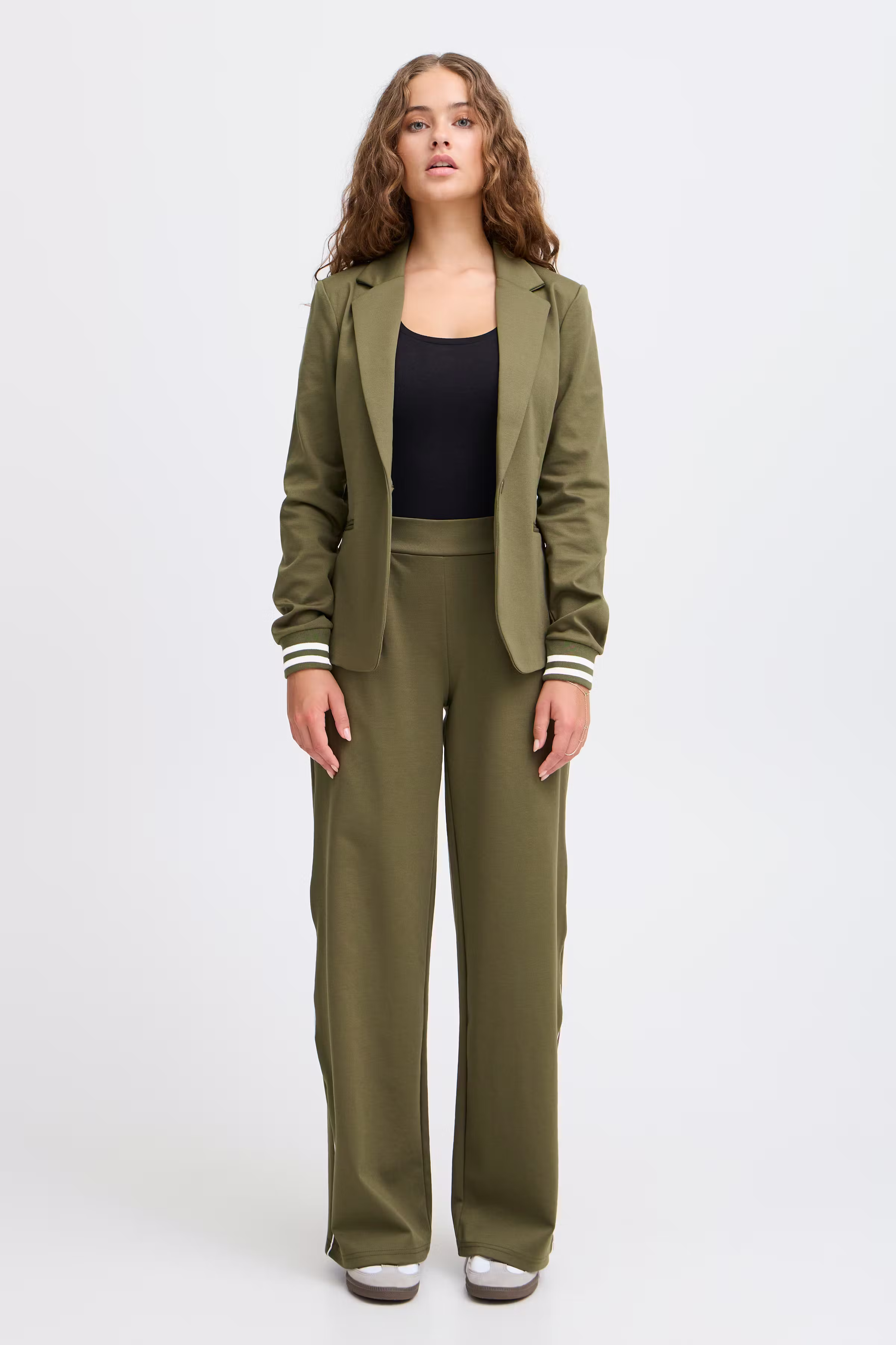 IXKATE Trousers LOOKBOOK FRONT 20123551-190510