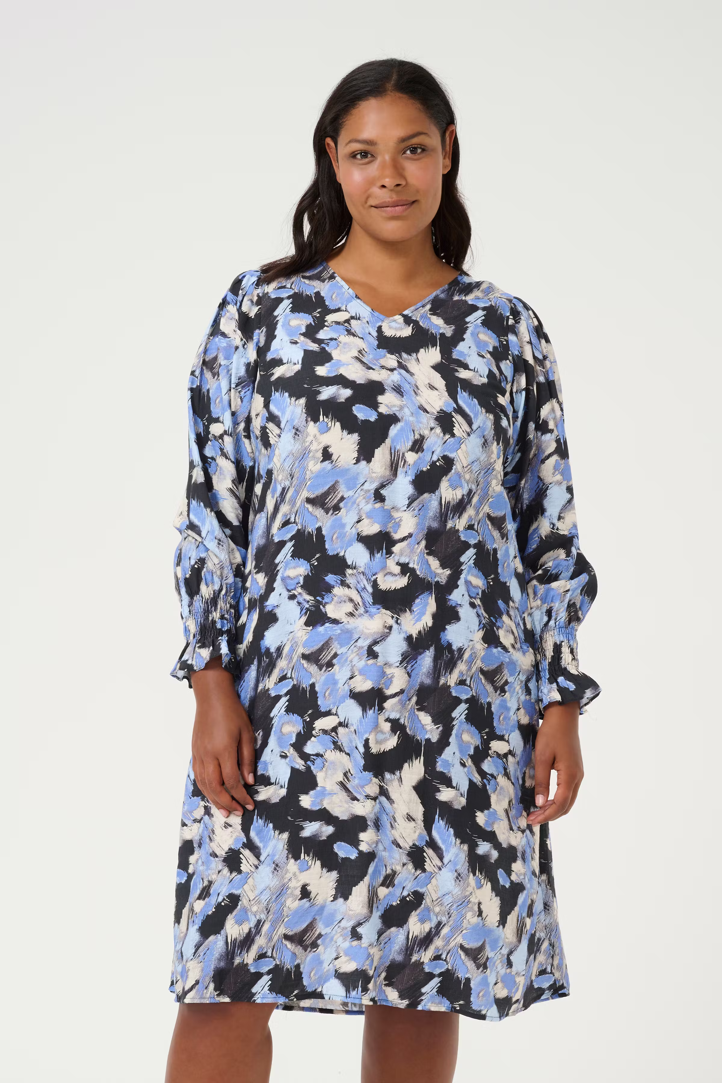 KCtoria Klänning LOOKBOOK FRONT 10582860-106806