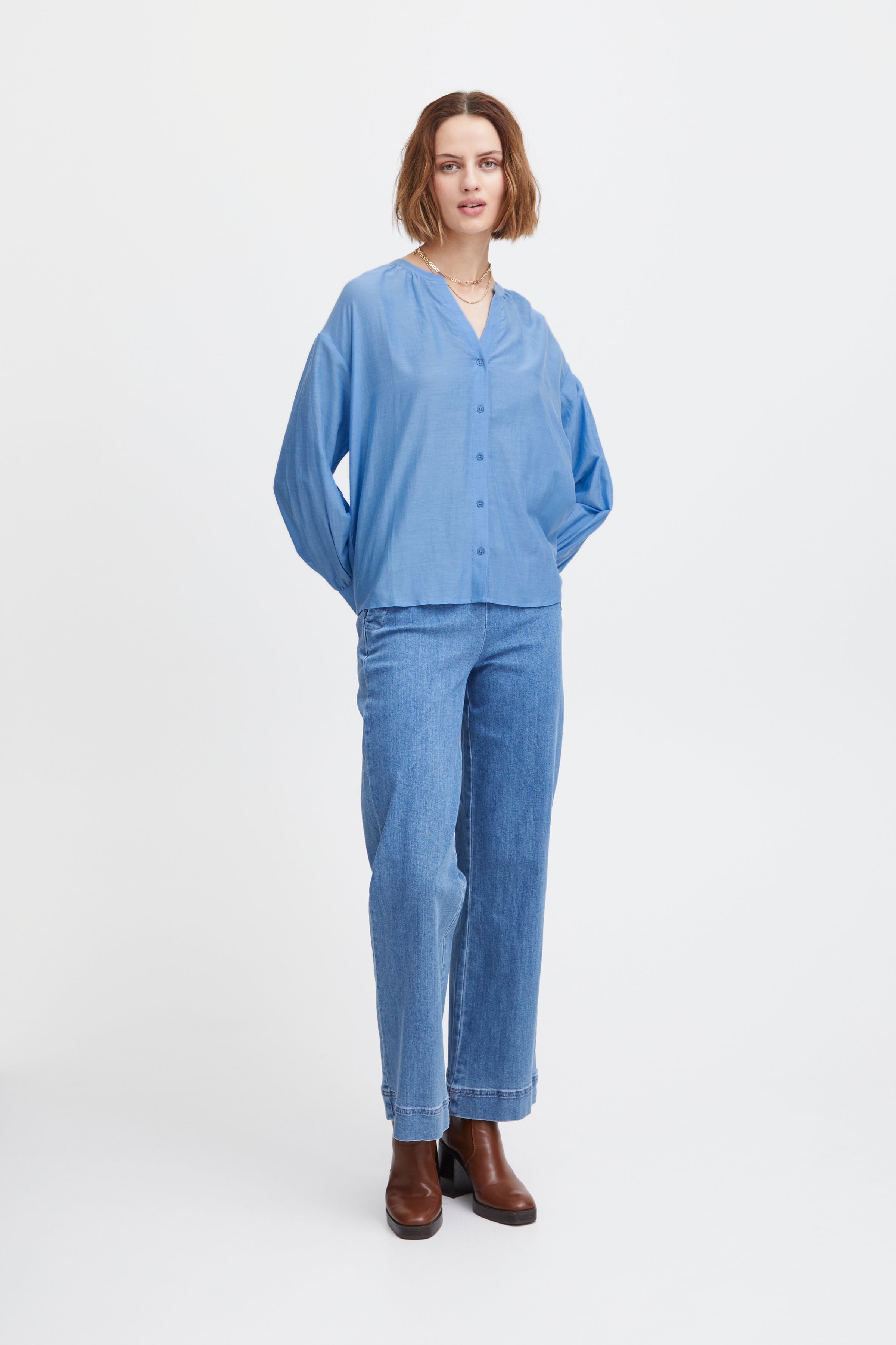 IRTHEA Skjorte LOOKBOOK FRONT 20118411-174041