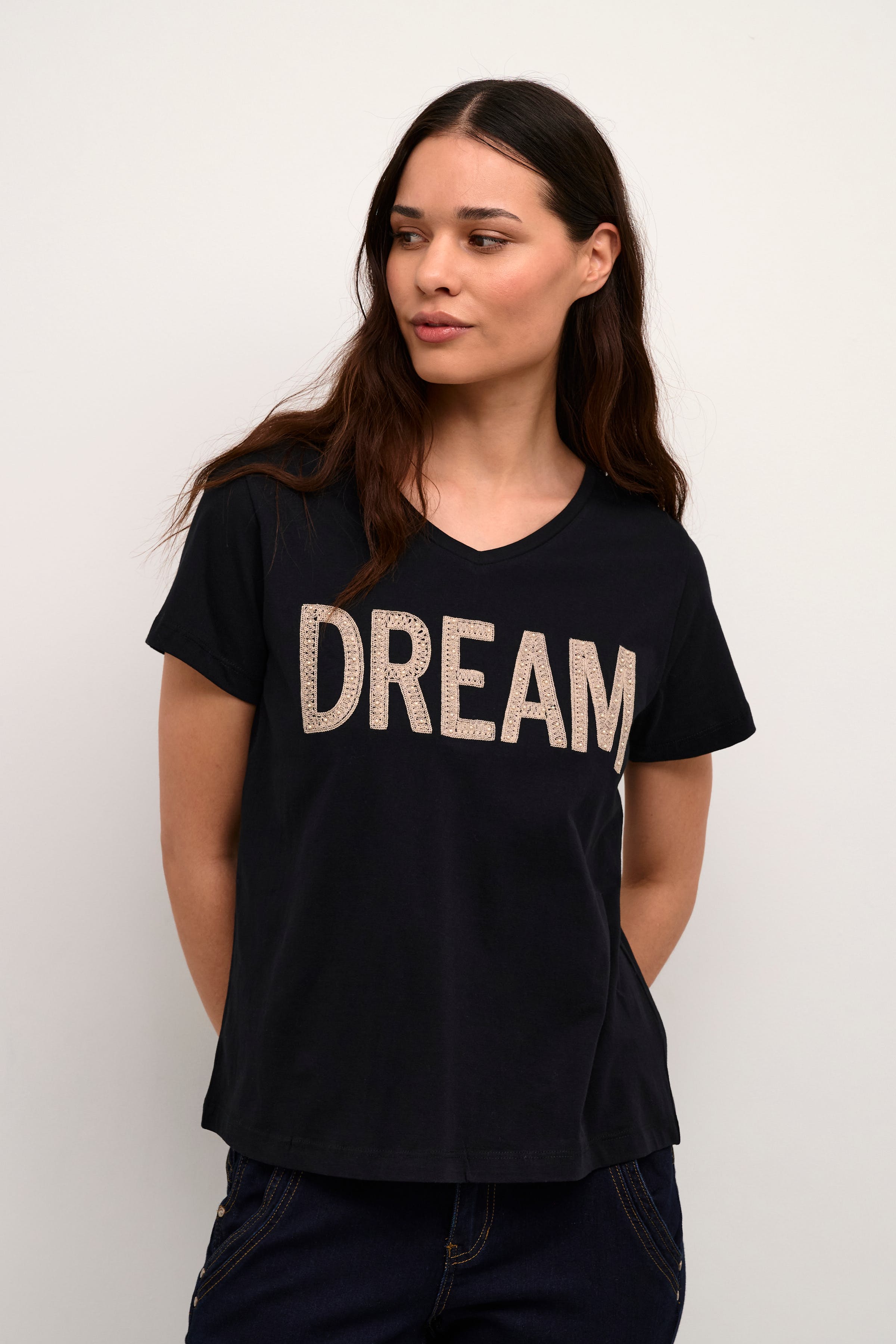 CRBest T-shirt LOOKBOOK FRONT 10611630-100120