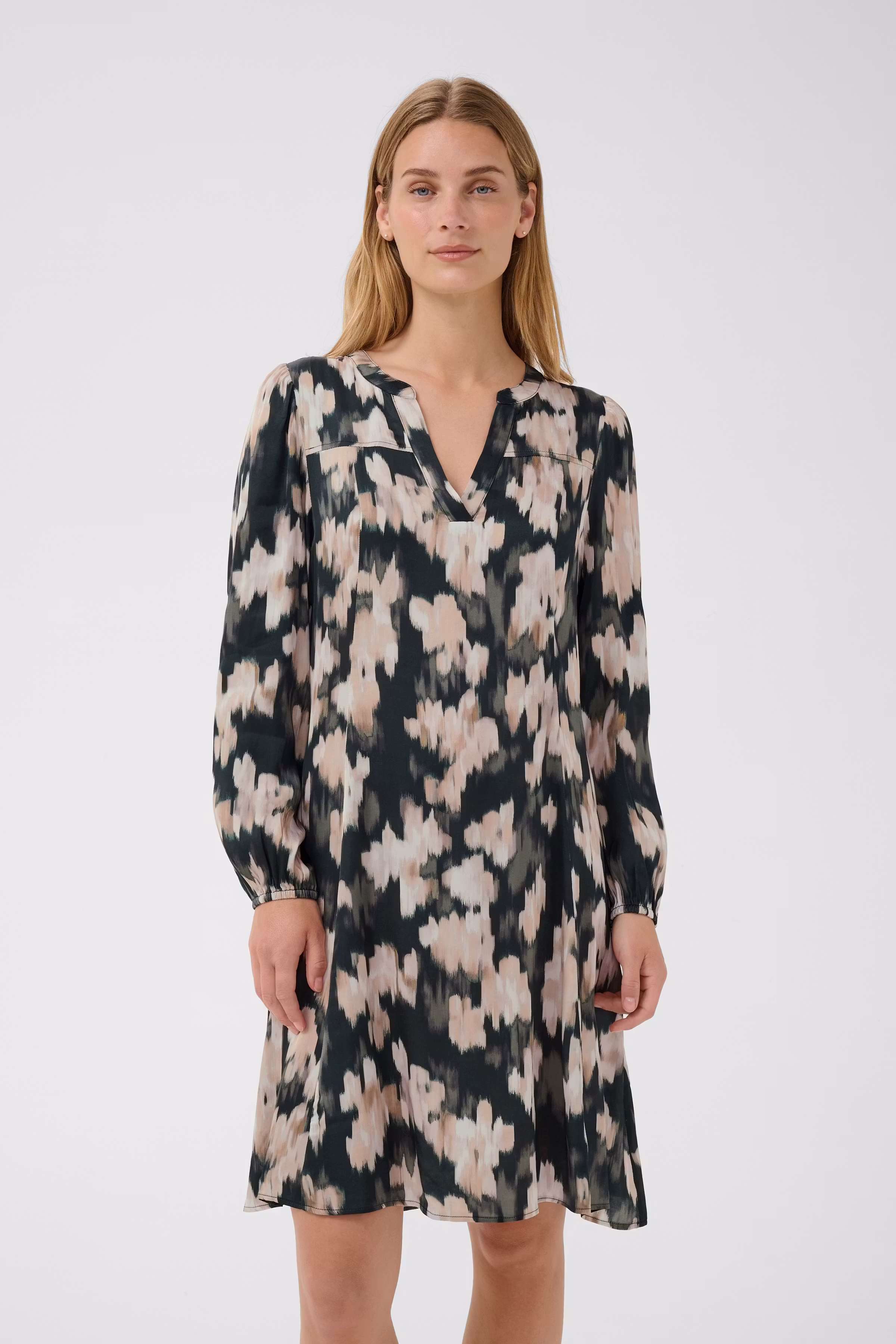 BotellesPW Dress LOOKBOOK FRONT 30311167-305340