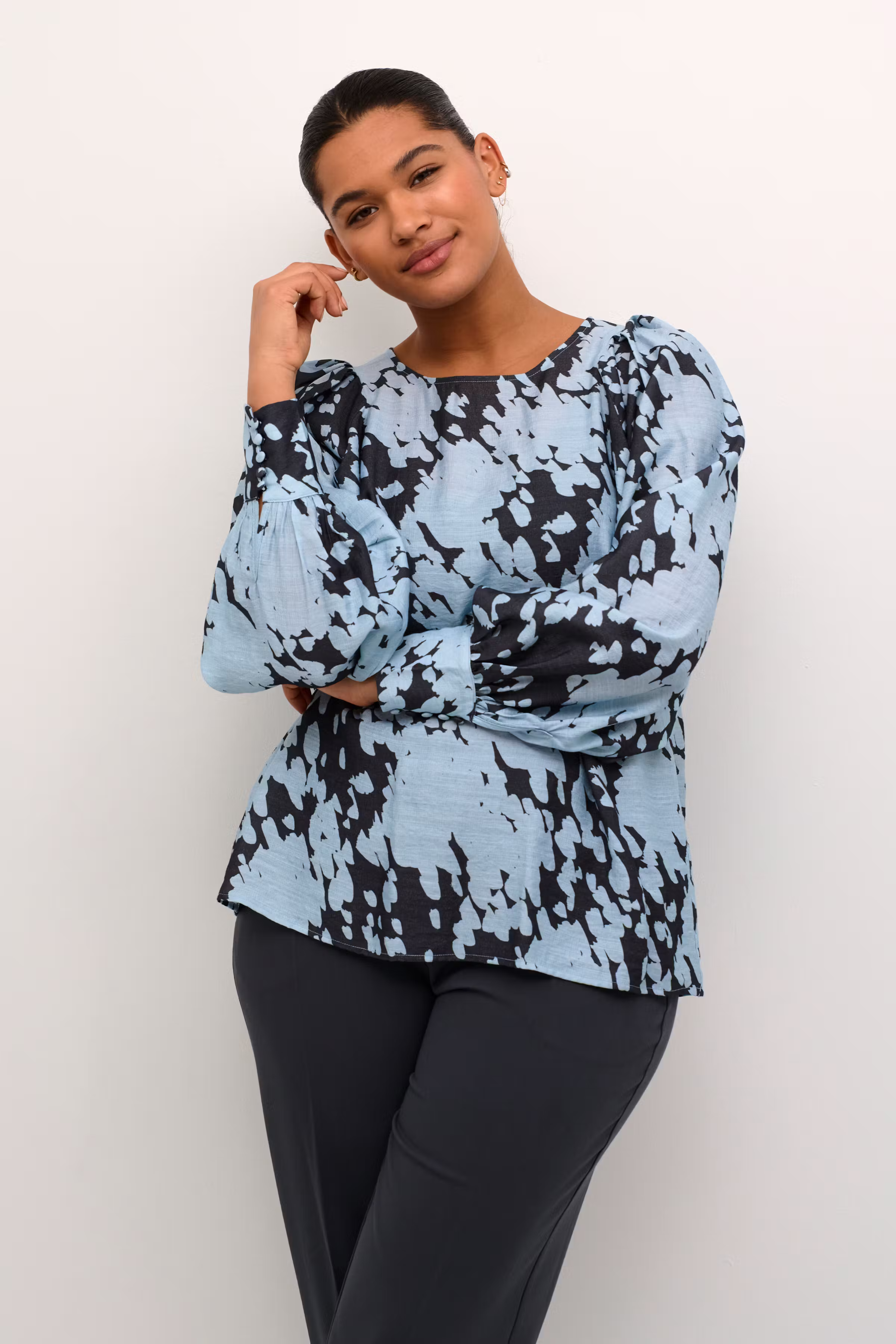 KCluma Blus LOOKBOOK FRONT 10582558-106291
