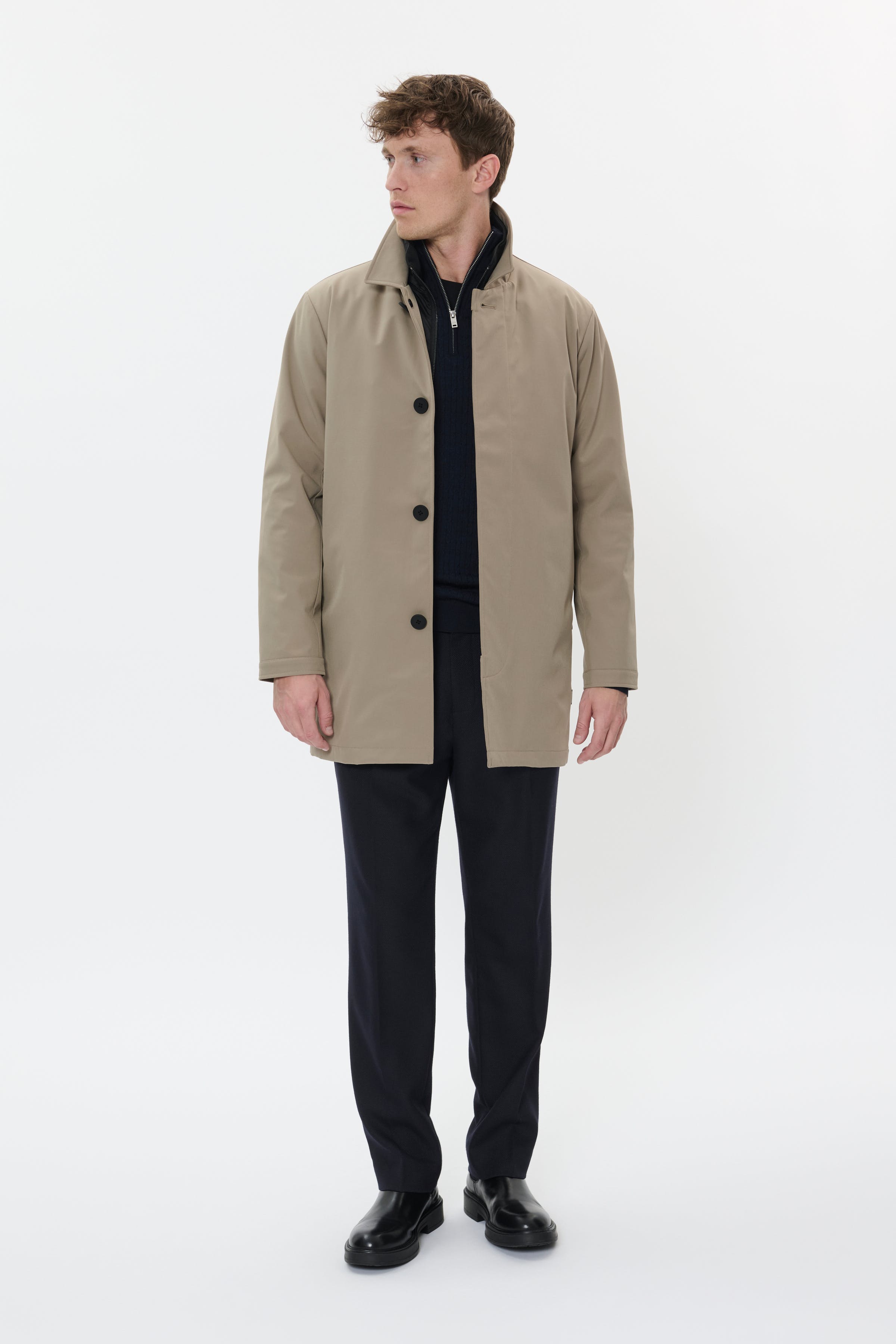 Philman Mantel LOOKBOOK FRONT 30203863-181110