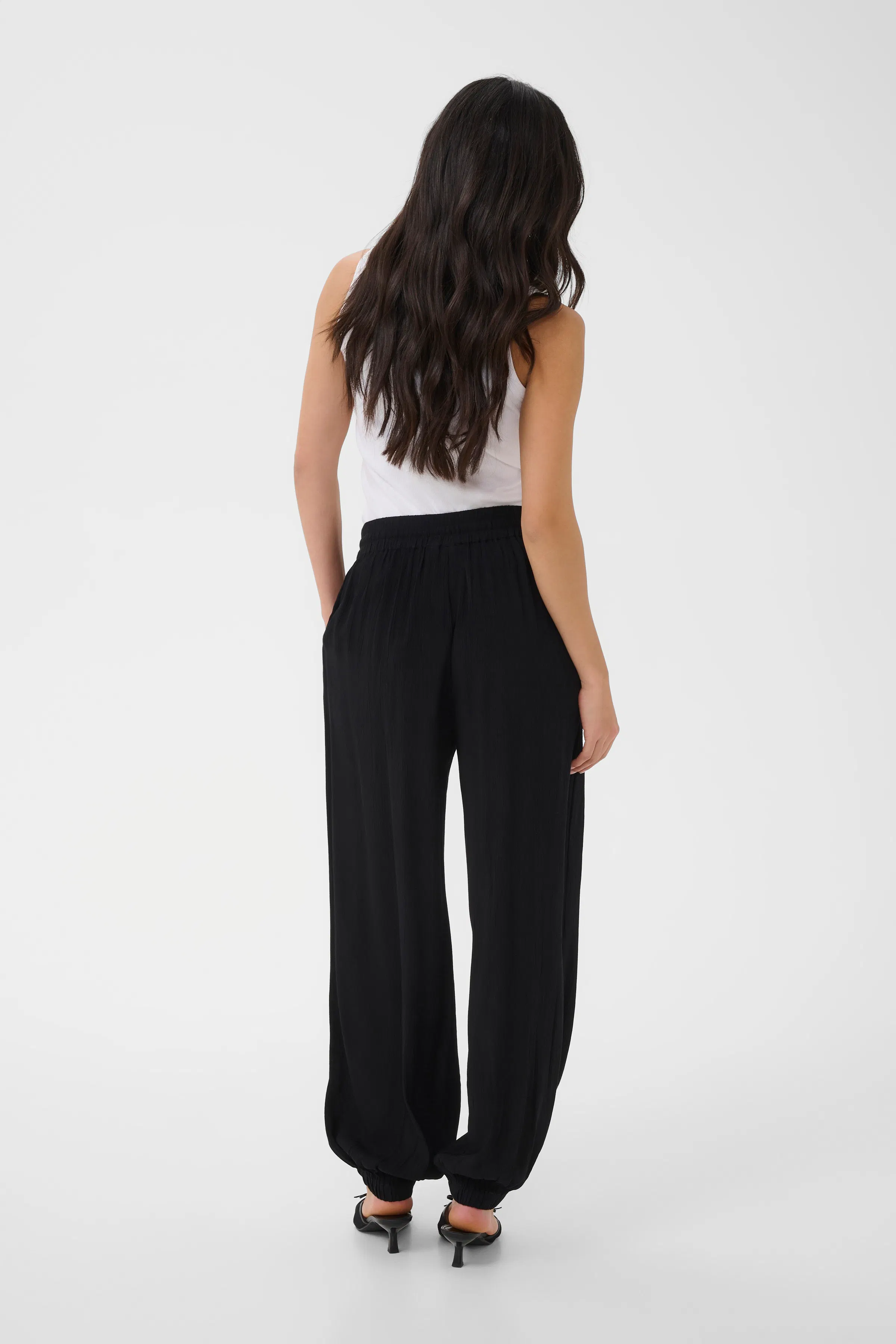 KAmeredith Bukser LOOKBOOK BACK 10512425-100121