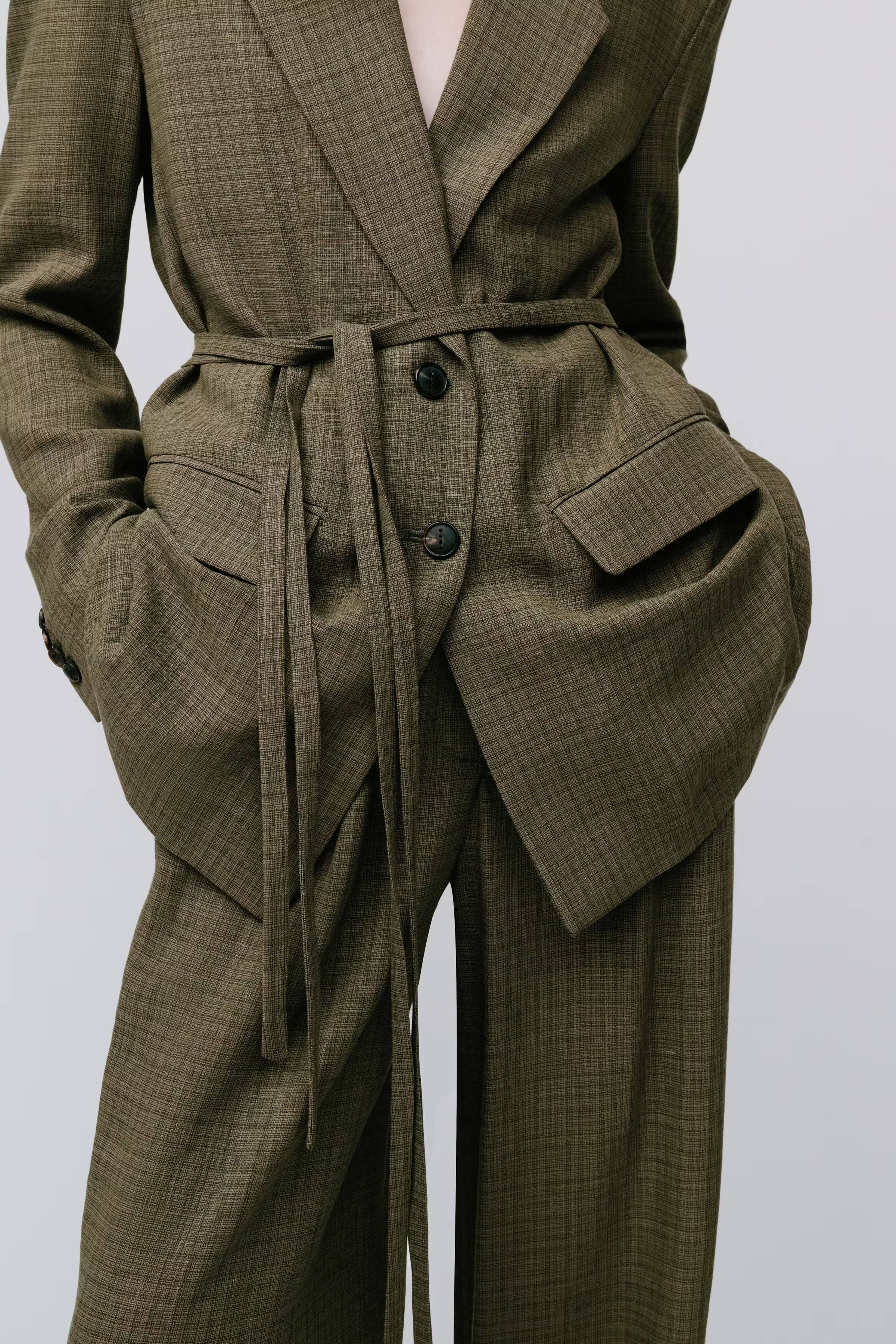 JOCELYN Blazer LOOKBOOK FRONT 30600704-GR519