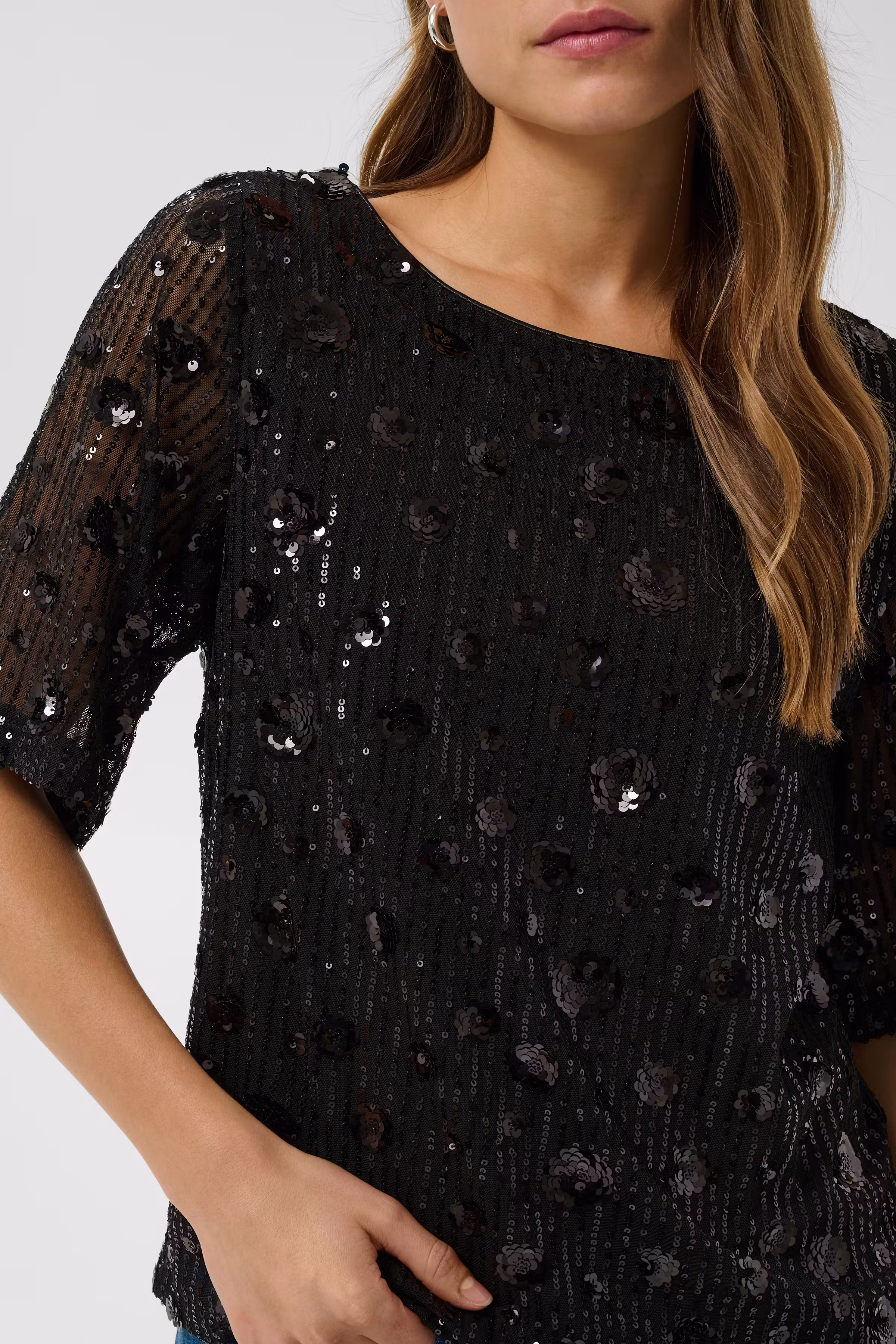 KAgrace Paljett Bluse LOOKBOOK DETAIL 10512320-100121