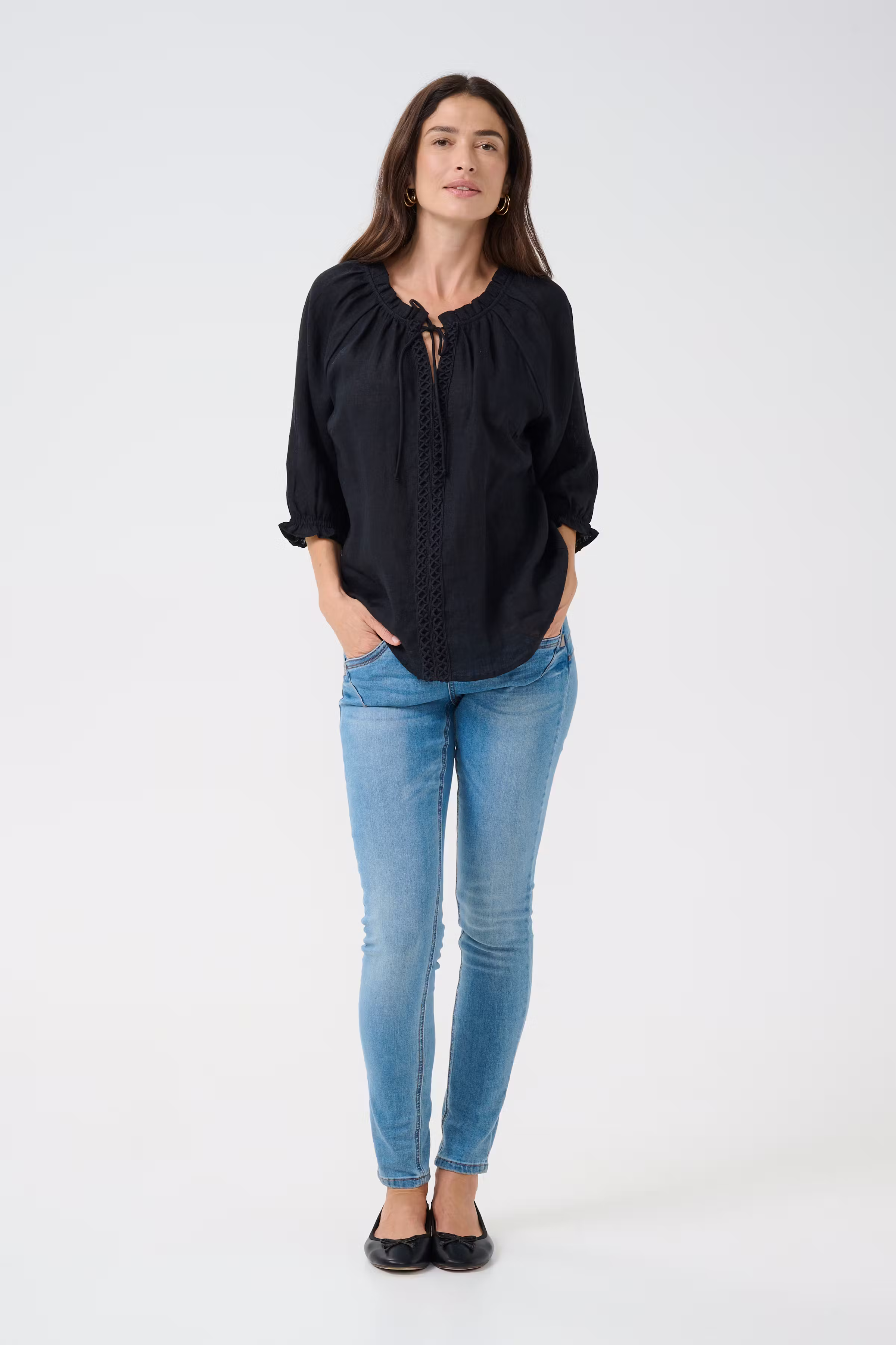 CRBellis Linen blouse LOOKBOOK FRONT 10613469-100120