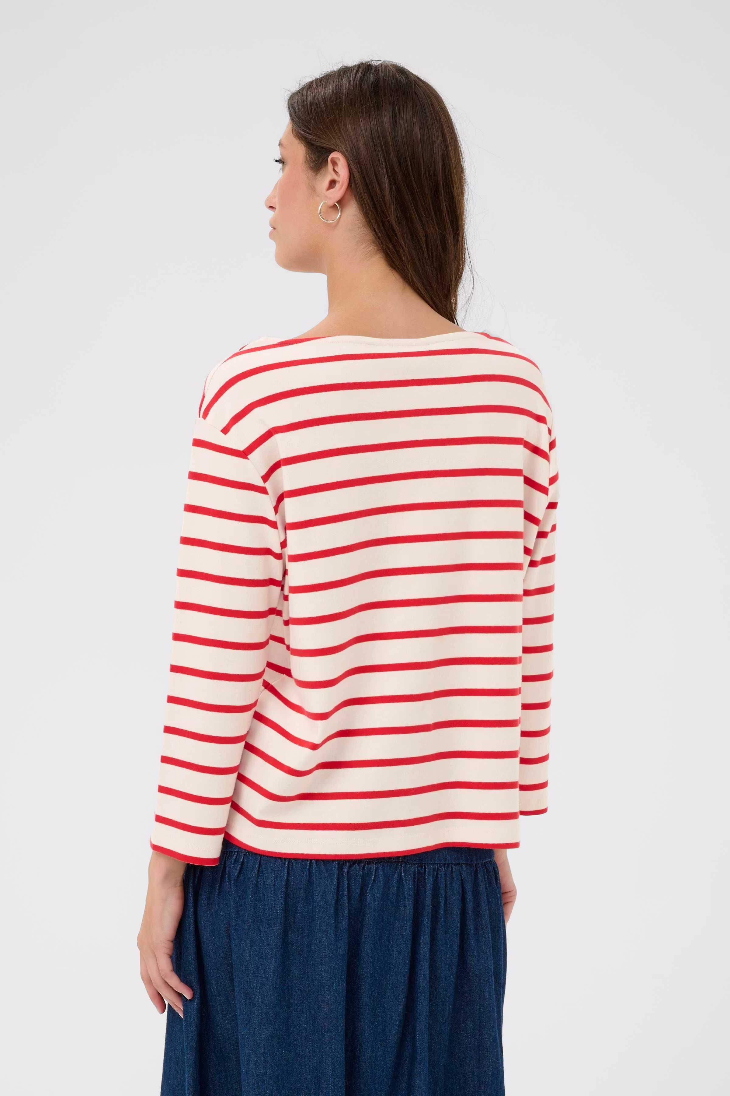 NelaPW T-shirt LOOKBOOK FRONT 30309864-304754