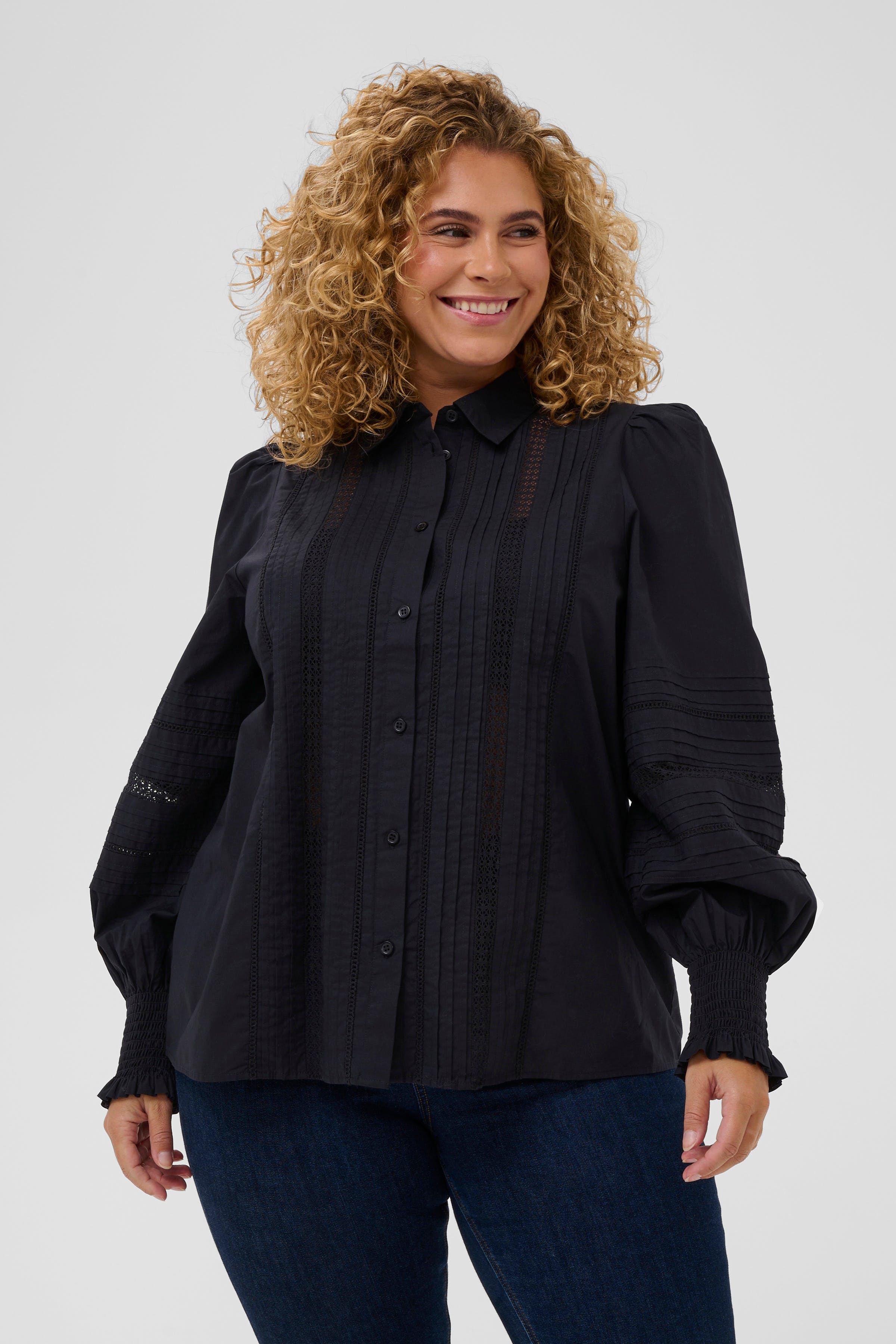 KCbelli Skjorta LOOKBOOK FRONT 10583910-100121