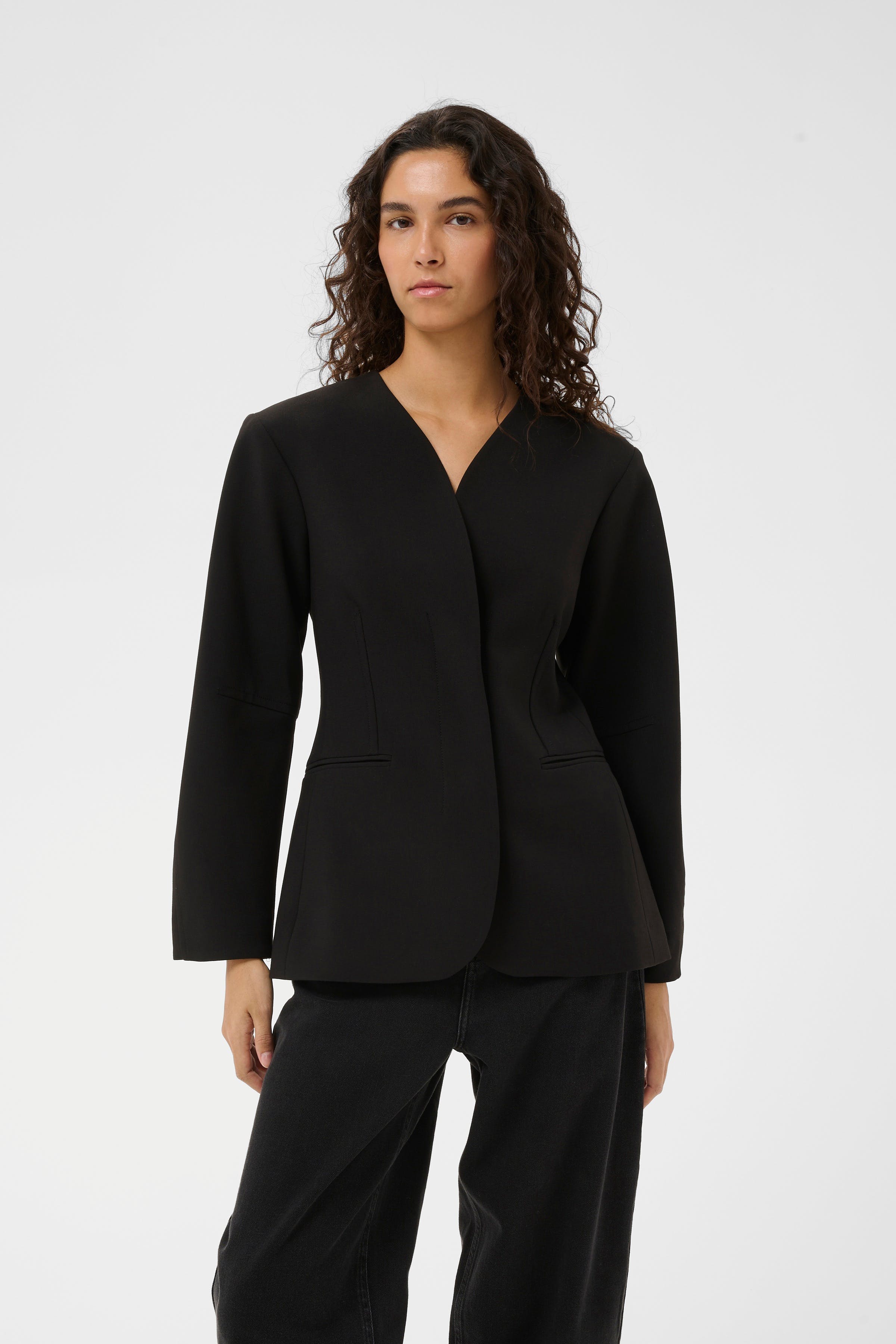 WilcoxIW Blazer LOOKBOOK FRONT 30110188-194008