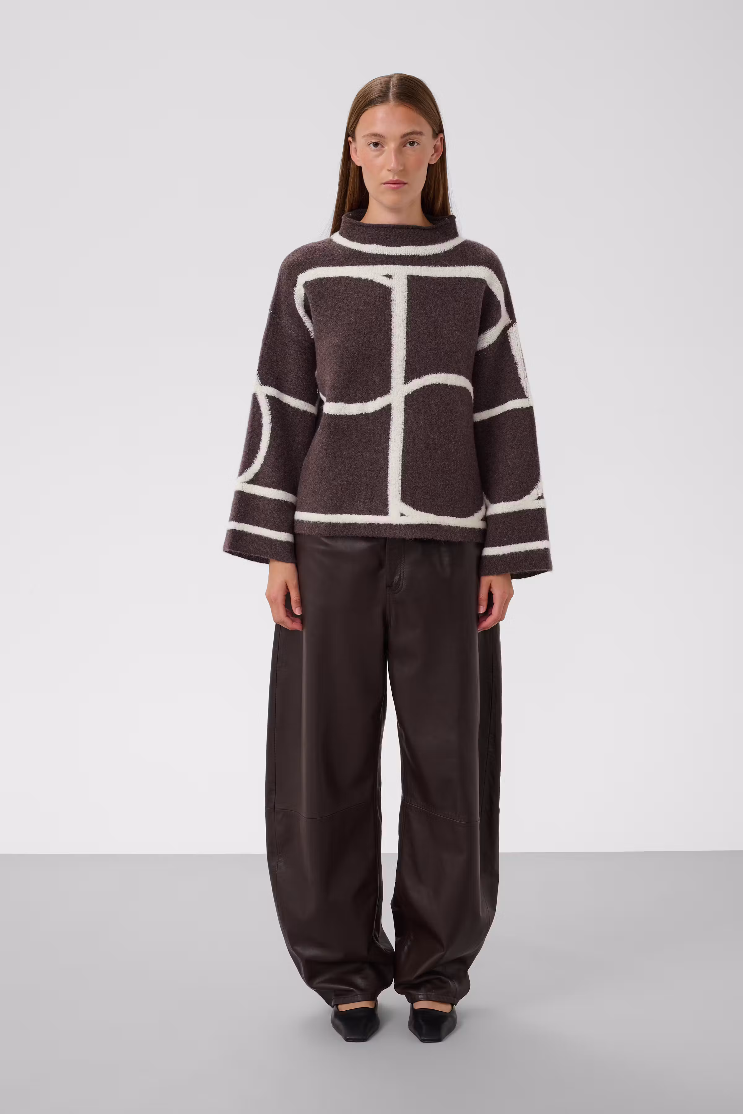 SLSorea Pullover LOOKBOOK FRONT 30408778-305527