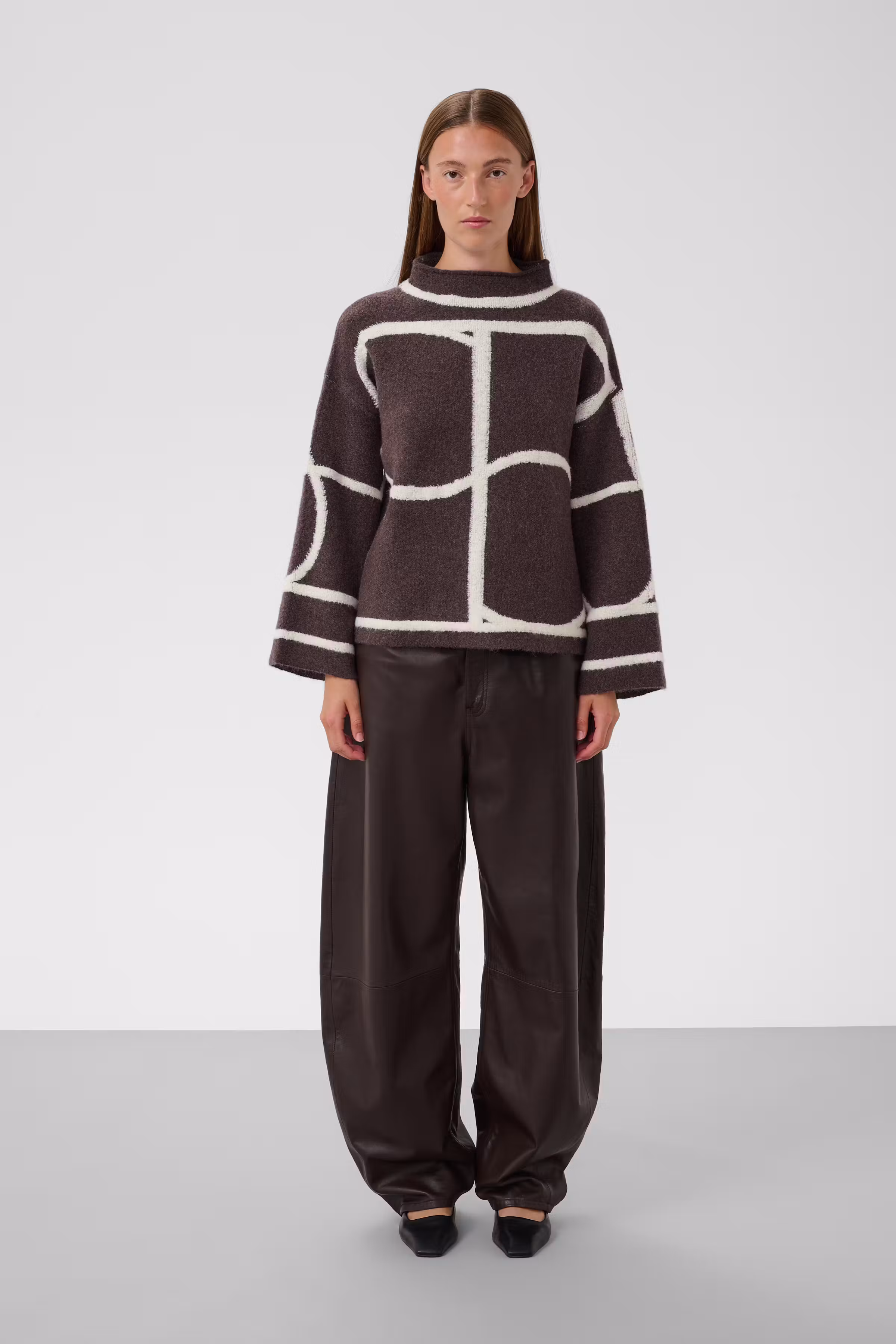 SLSorea Pullover LOOKBOOK FRONT 30408778-305527