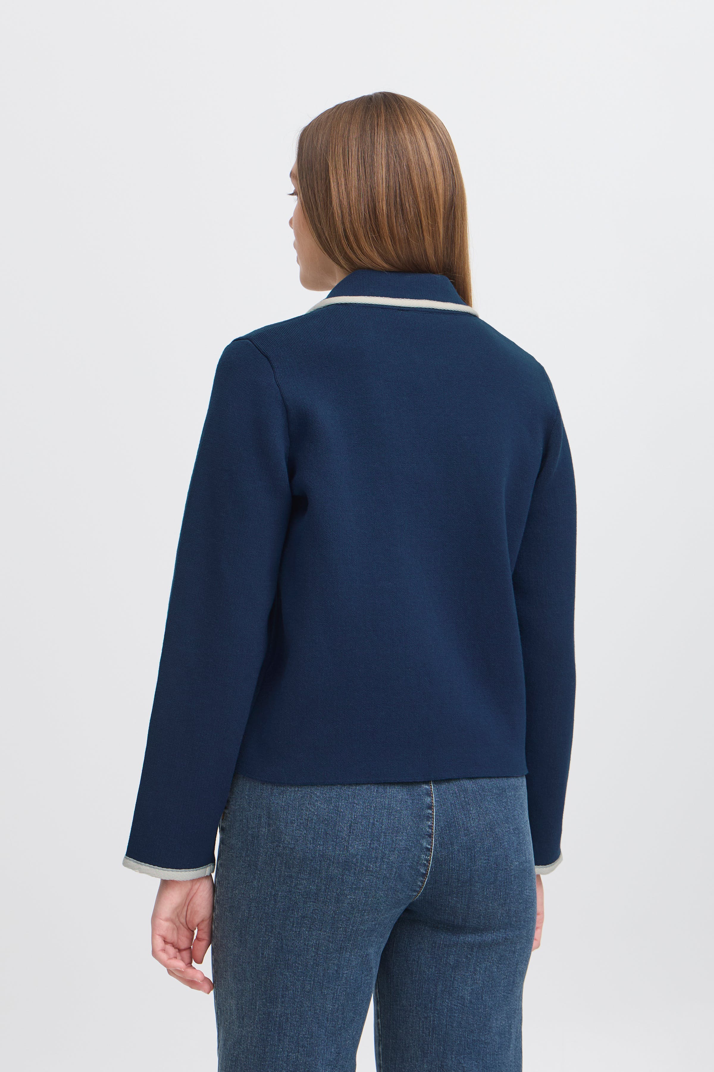 IRUMA Cardigan LOOKBOOK BACK 20124062-193831