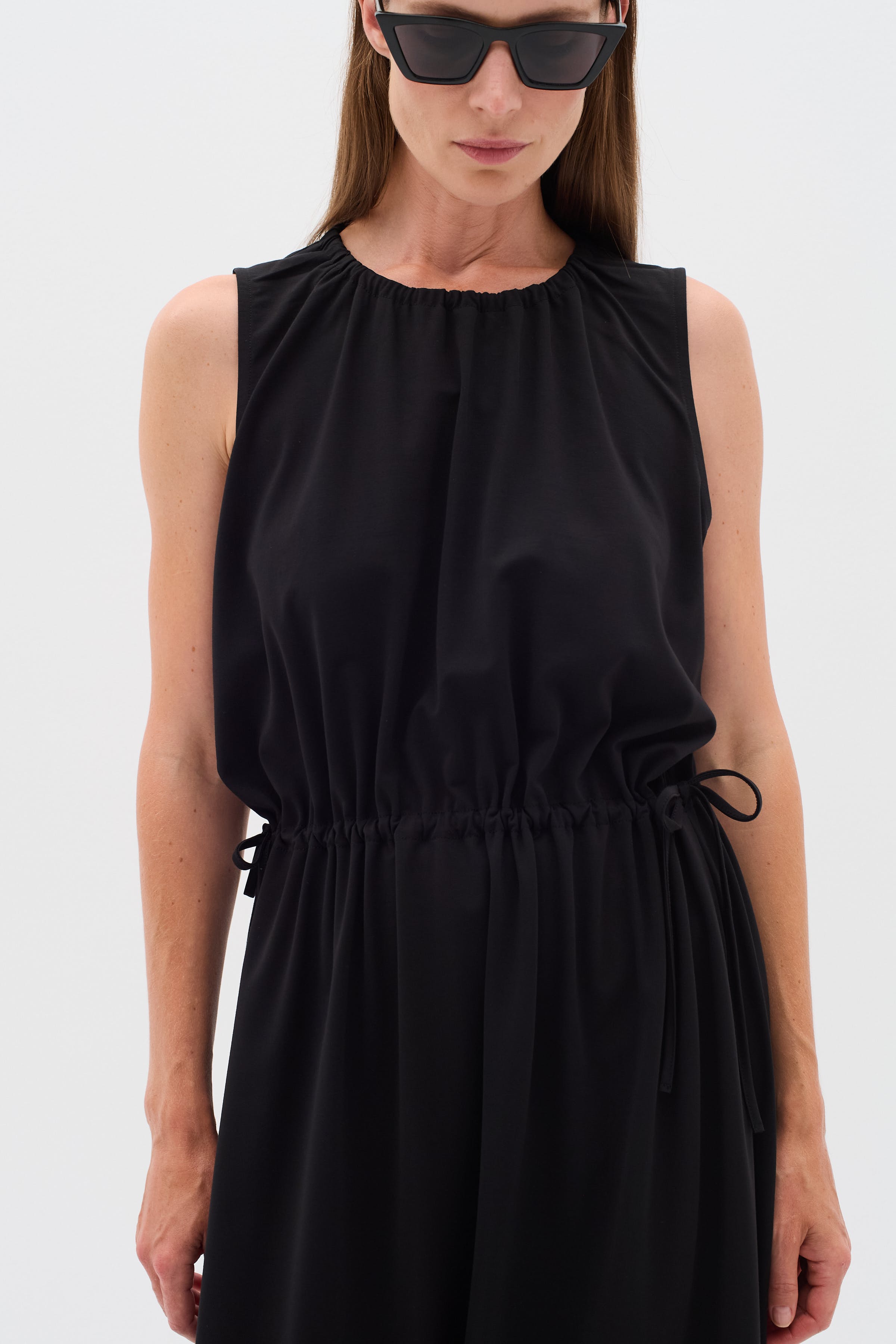 RobbieIW Zonnebril LOOKBOOK FRONT 30110501-194008