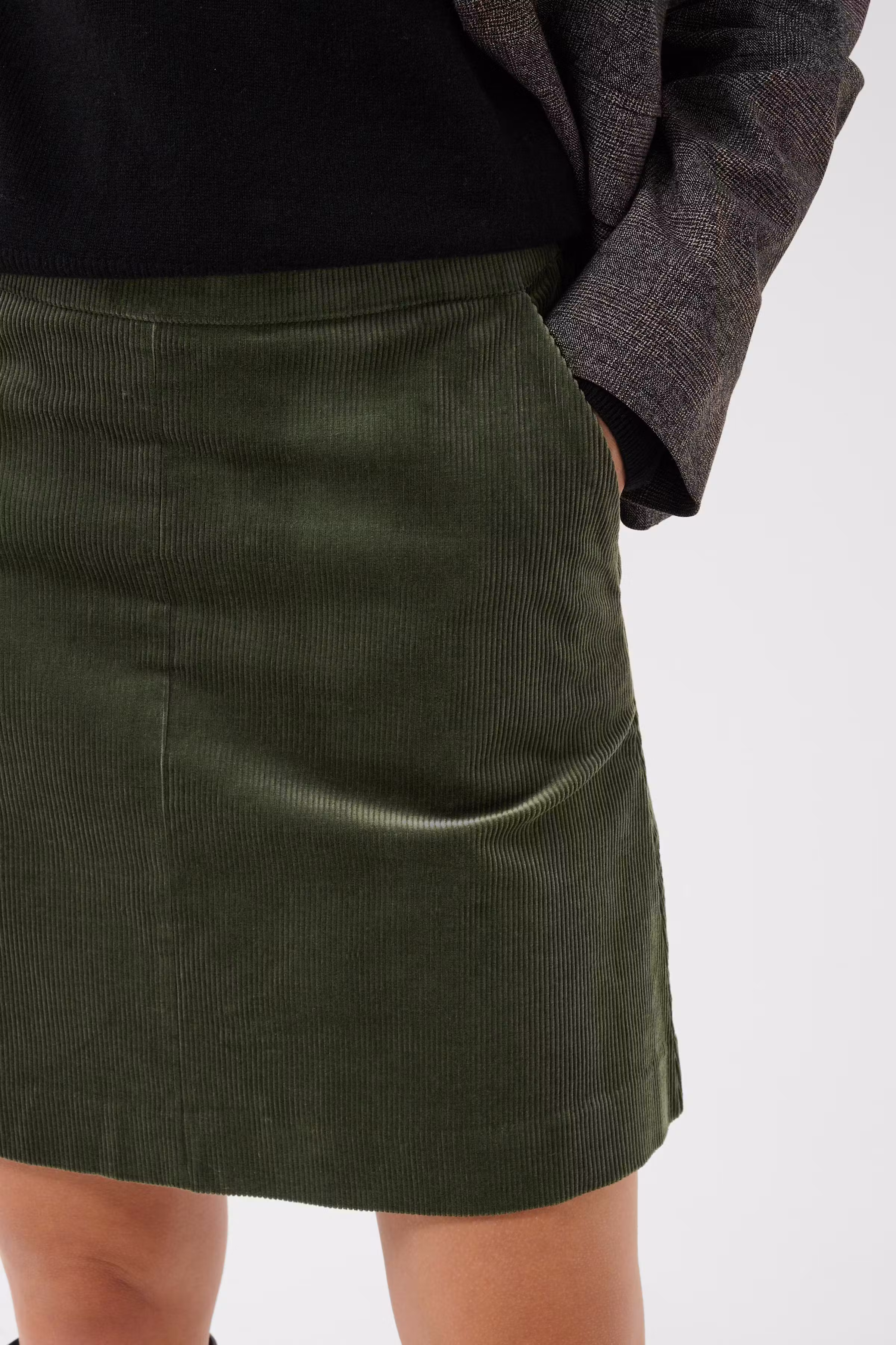 LingsPW Skjørt LOOKBOOK DETAIL 30310896-190312