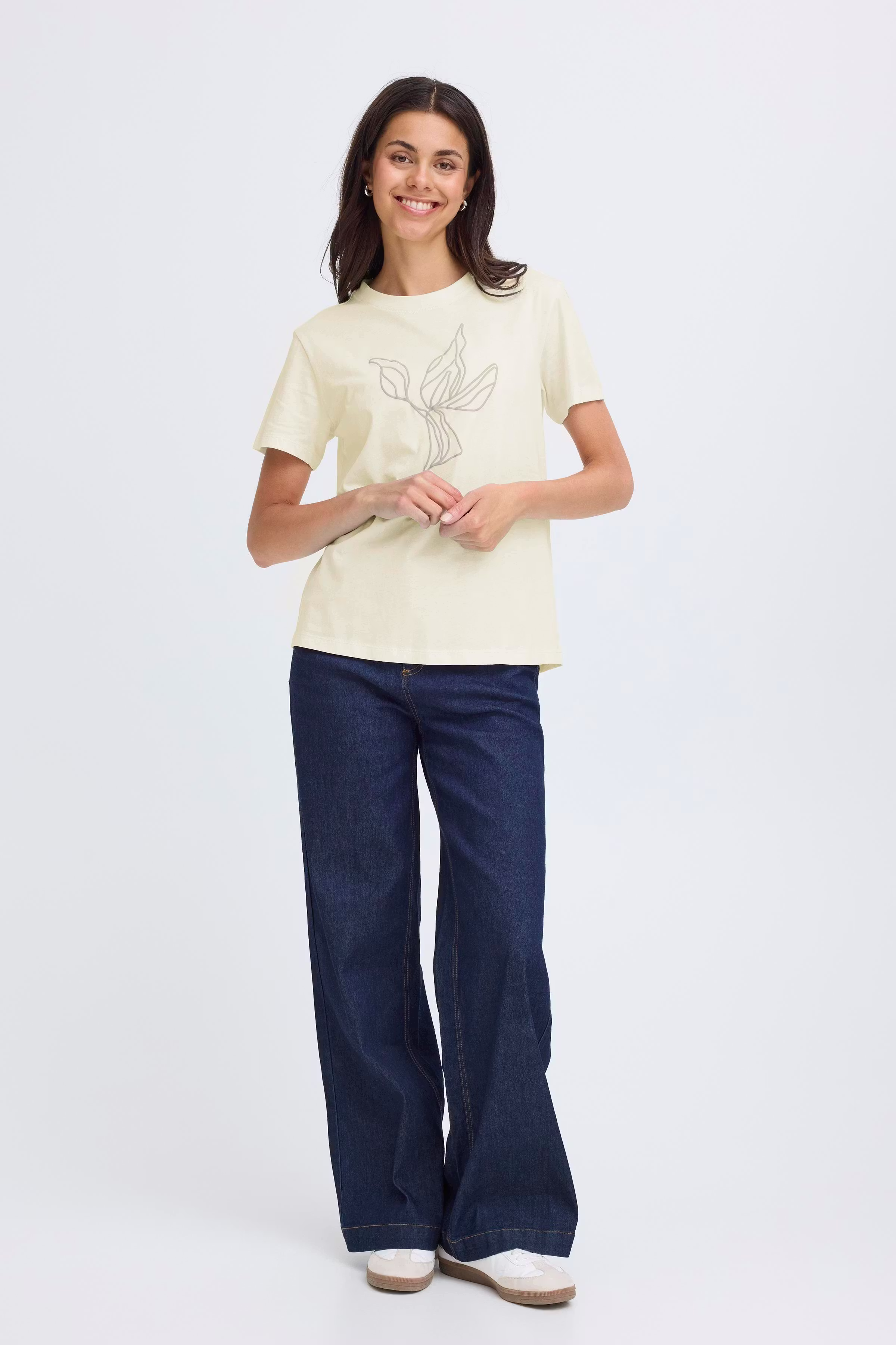 FRARIELLA T-shirt LOOKBOOK FRONT 20617158-900002009