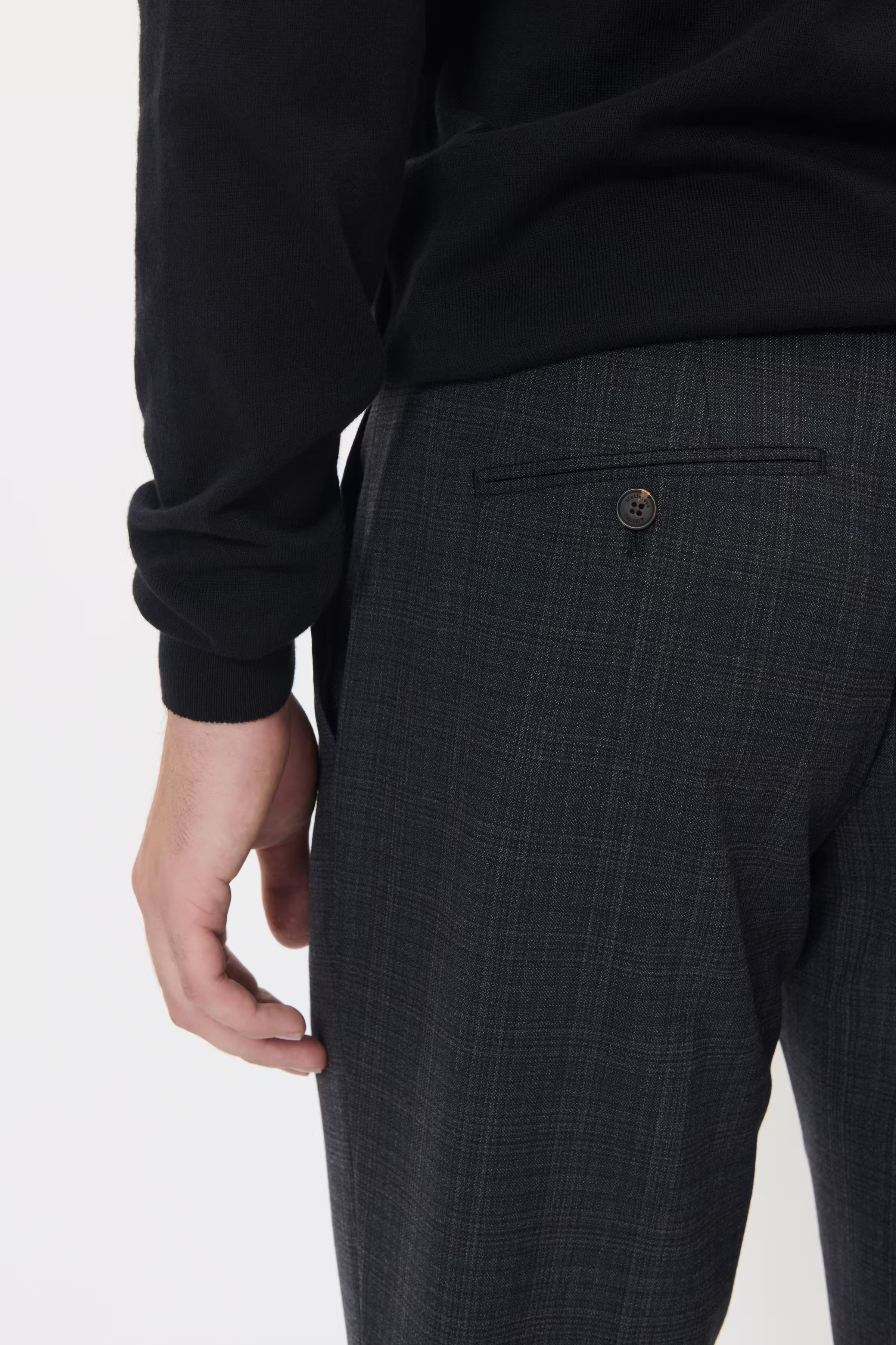 MAlas Trousers LOOKBOOK DETAIL 30208841-191103