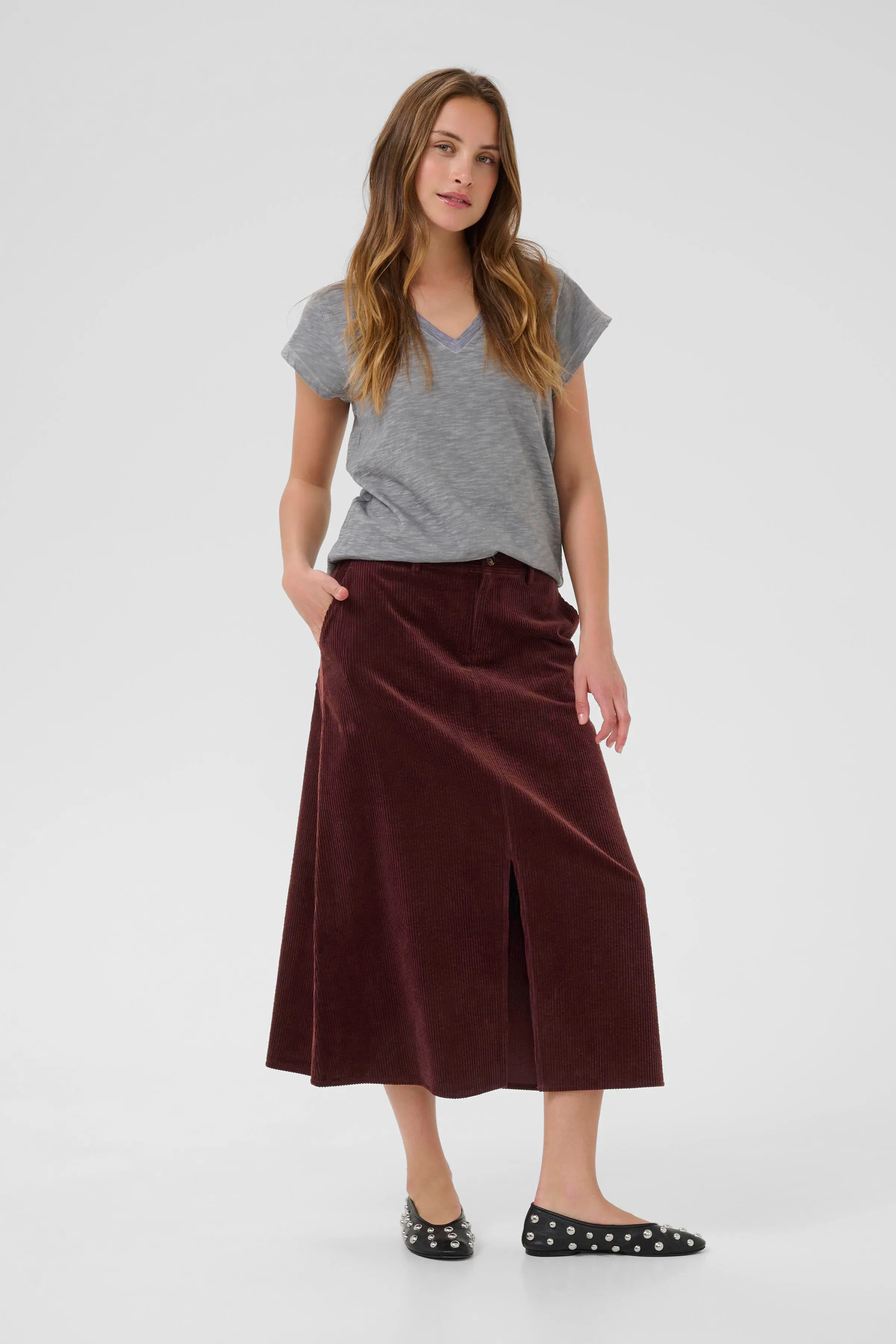 CUklay Corduroy skirt LOOKBOOK FRONT 50111039-191317
