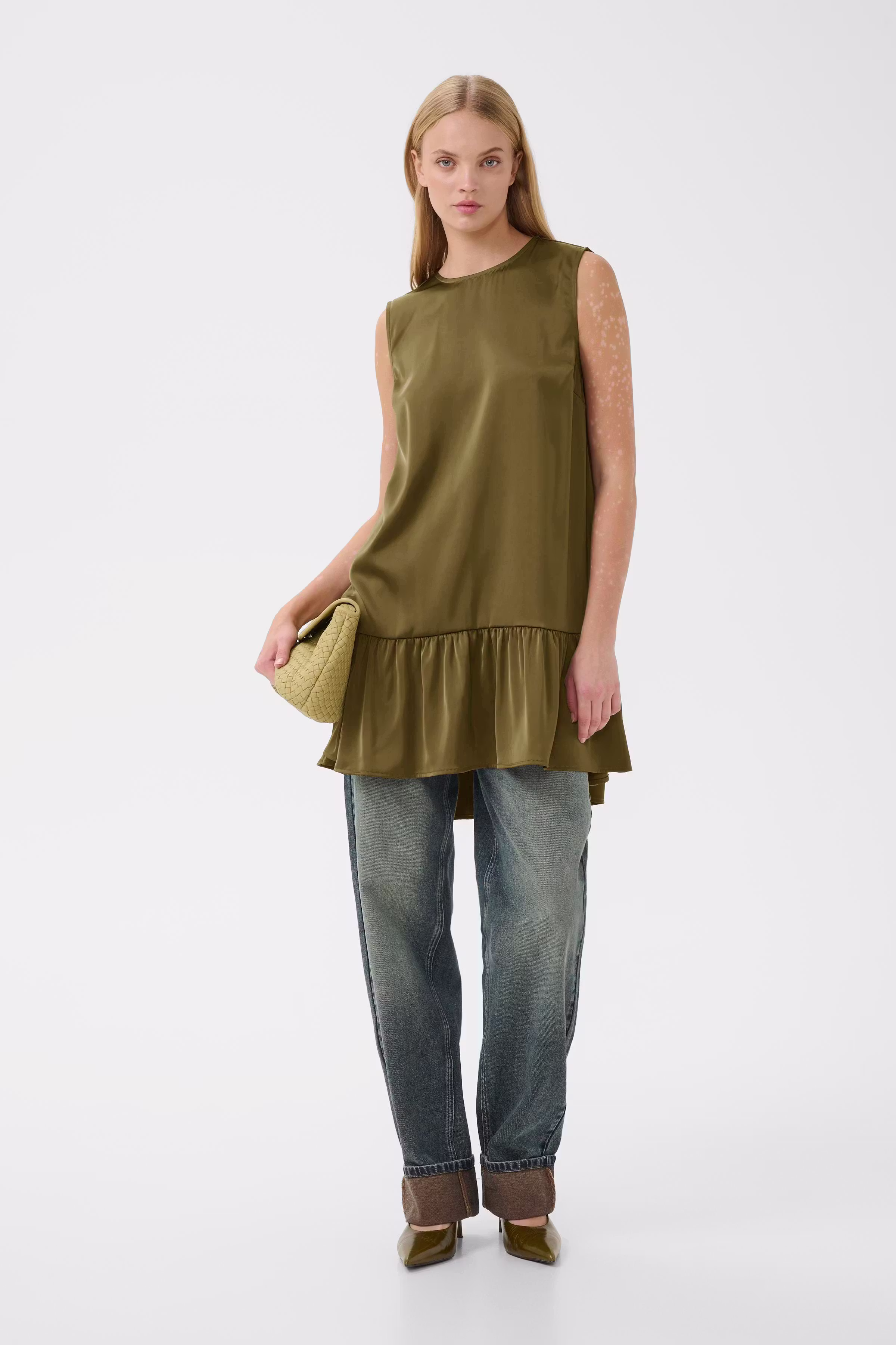 GZcerina Dress LOOKBOOK FRONT 10911312-190622