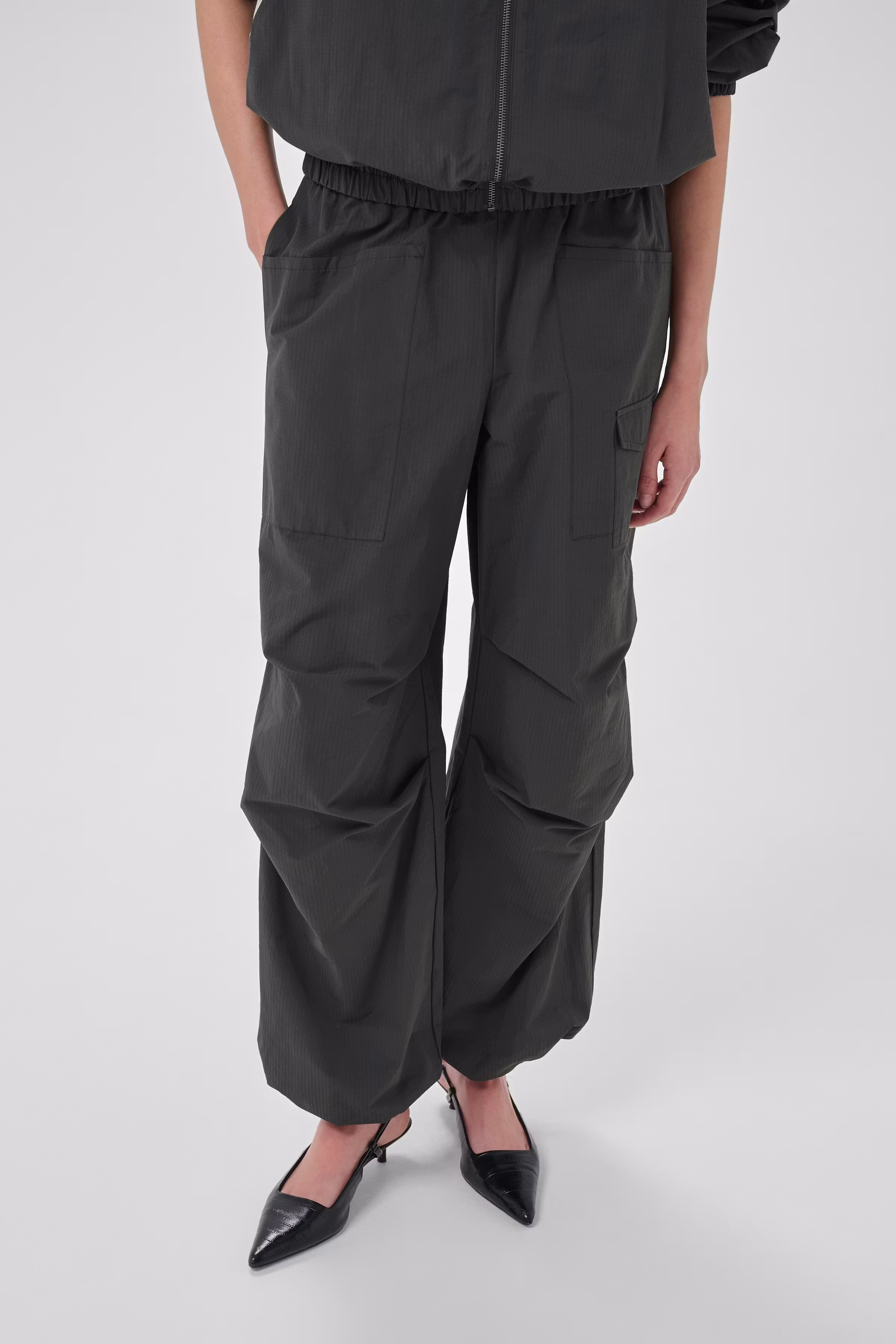 MWTasma Trousers LOOKBOOK FRONT 10705525-193906