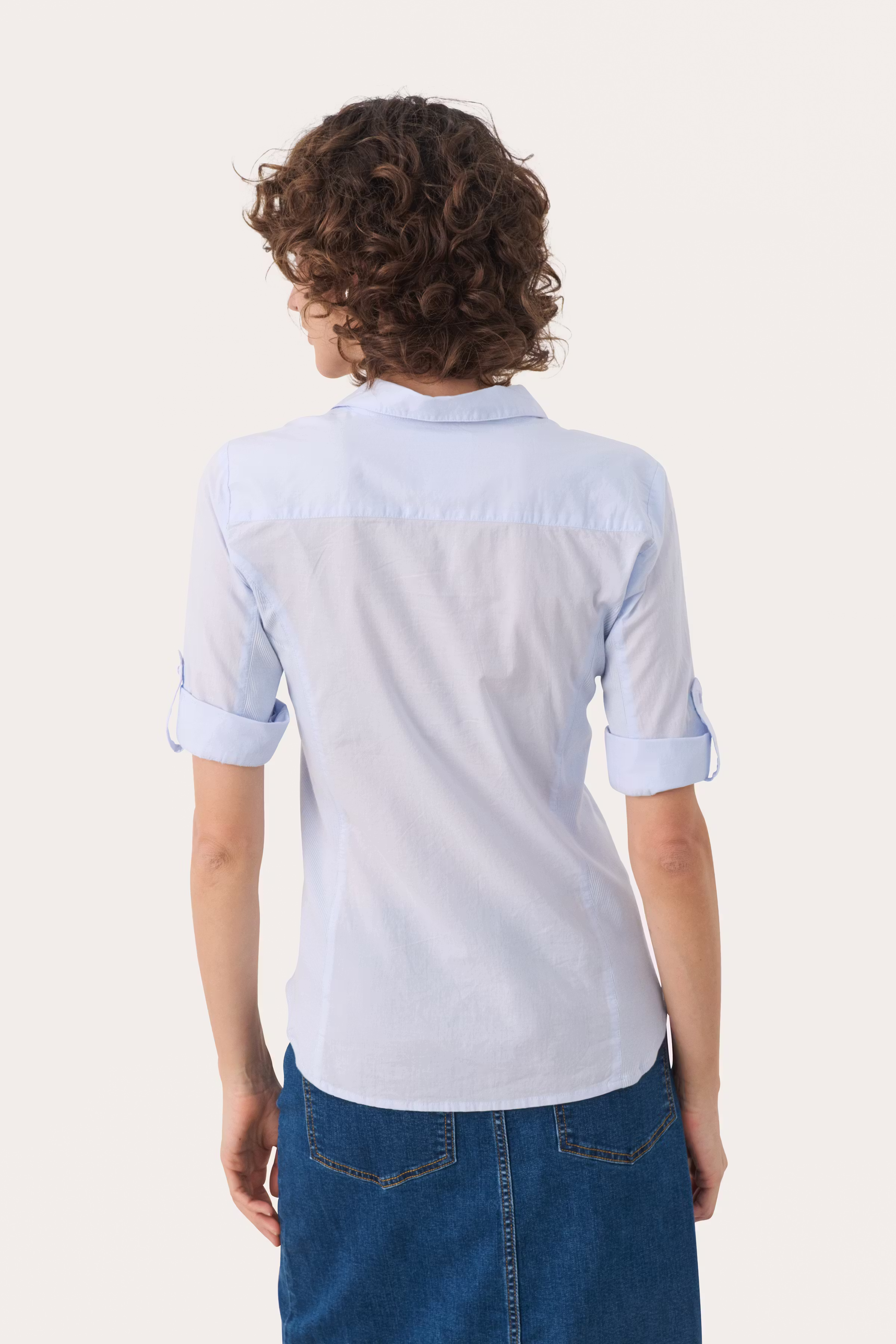 CortniaPW Shirt LOOKBOOK BACK 30305975-144110