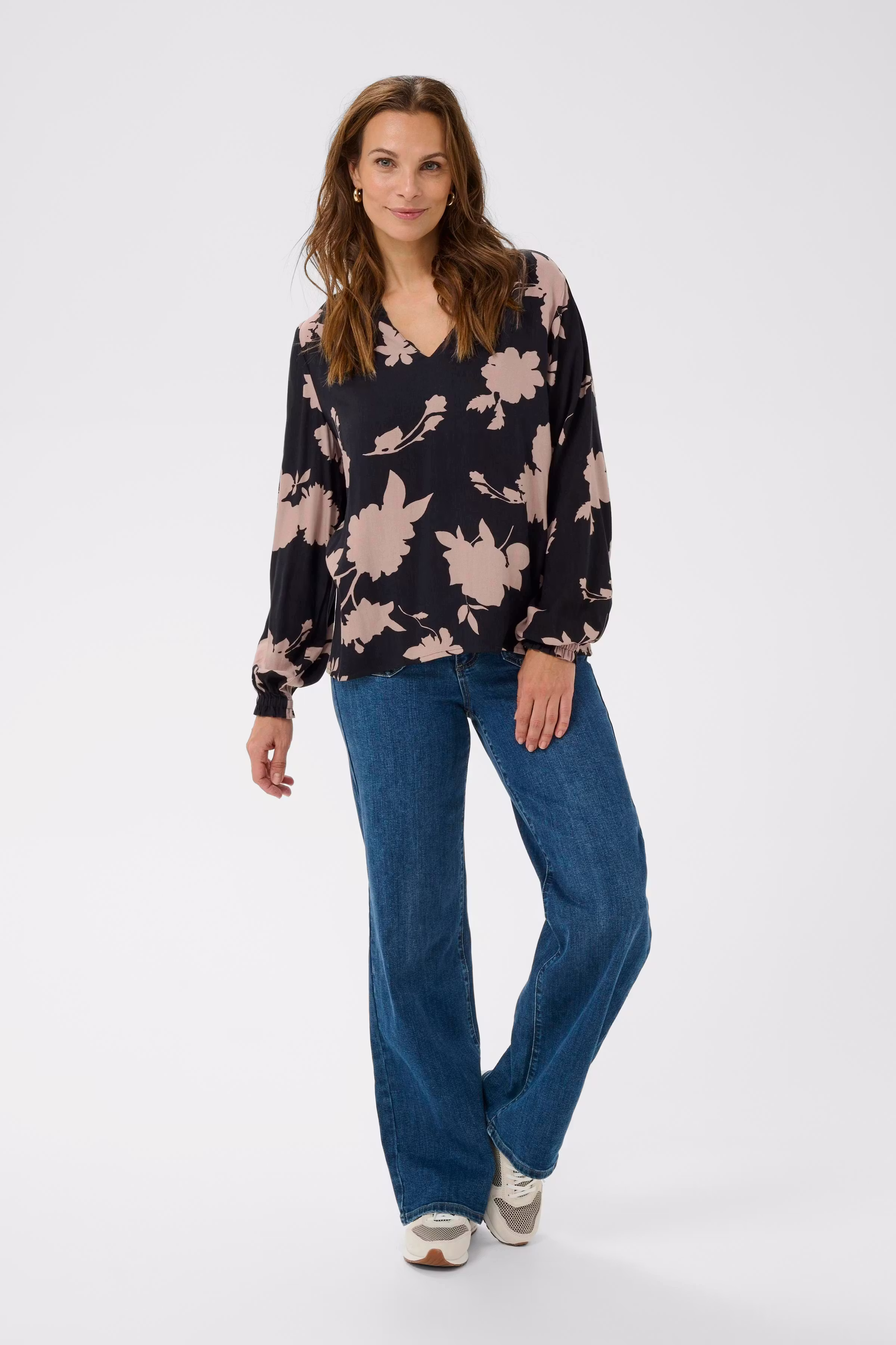 BPelisa Blouse LOOKBOOK FRONT 40200045-108651