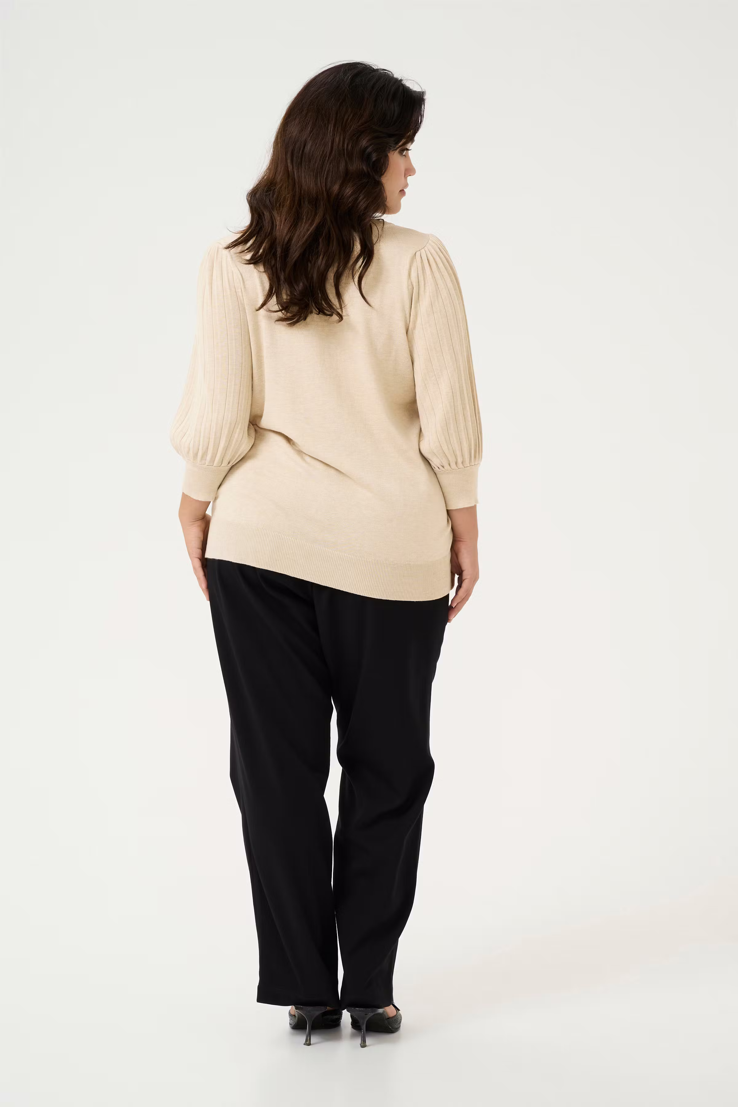 KCloni Pullover LOOKBOOK BACK 10582202-1513051