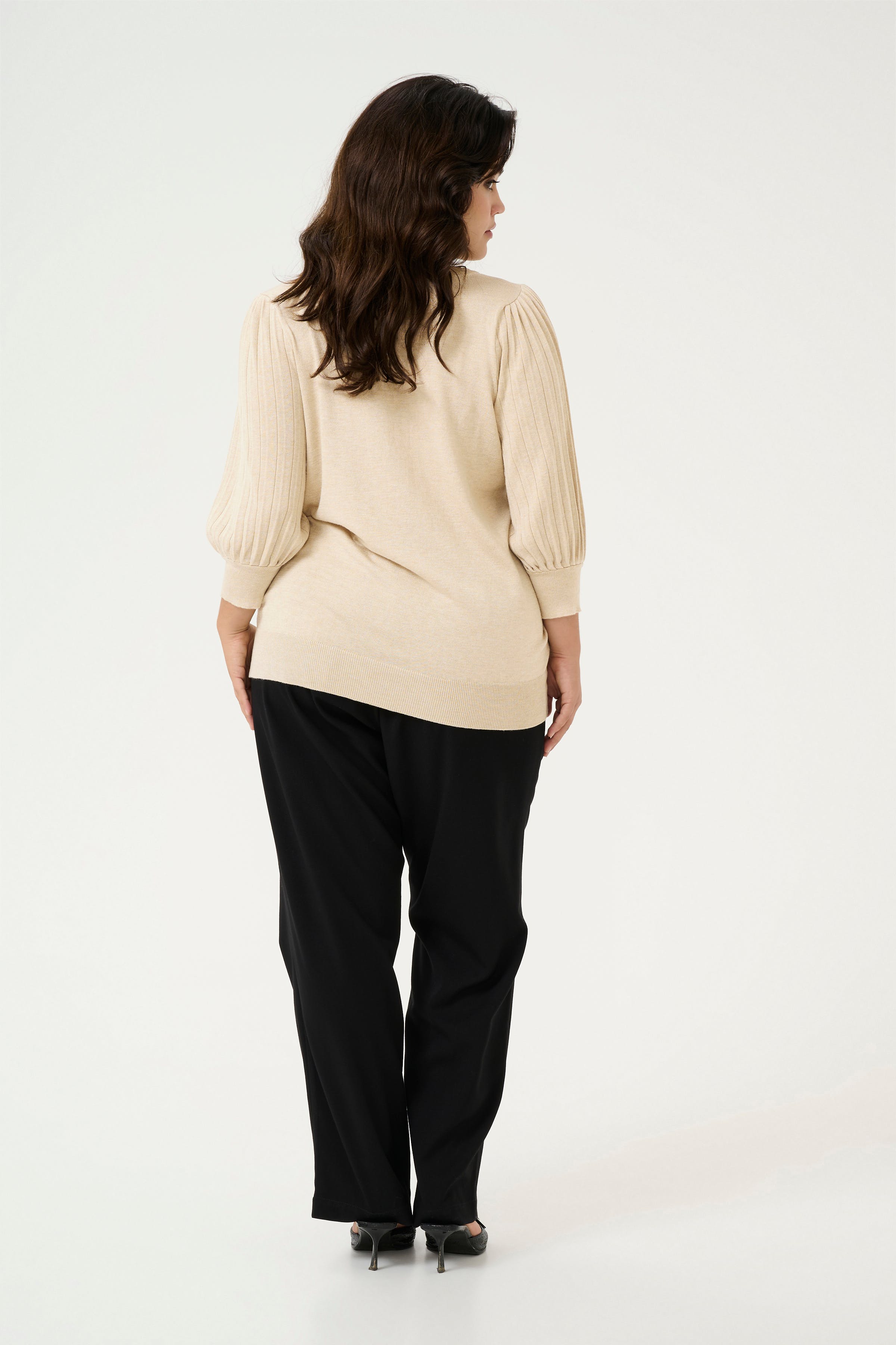 KCloni Pullover LOOKBOOK BACK 10582202-1513051