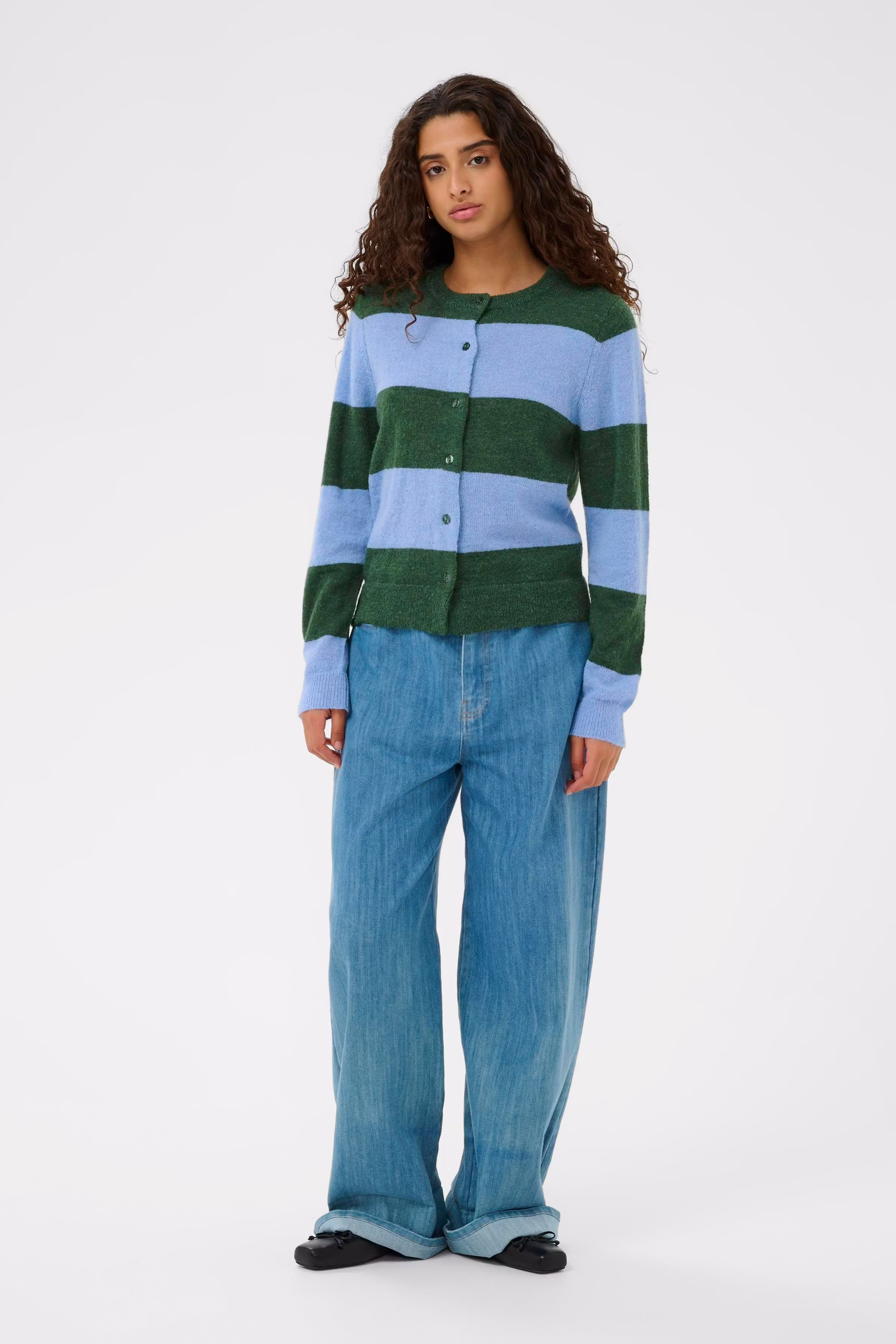 SLTuesday Cardigan LOOKBOOK FRONT 30407741-304503