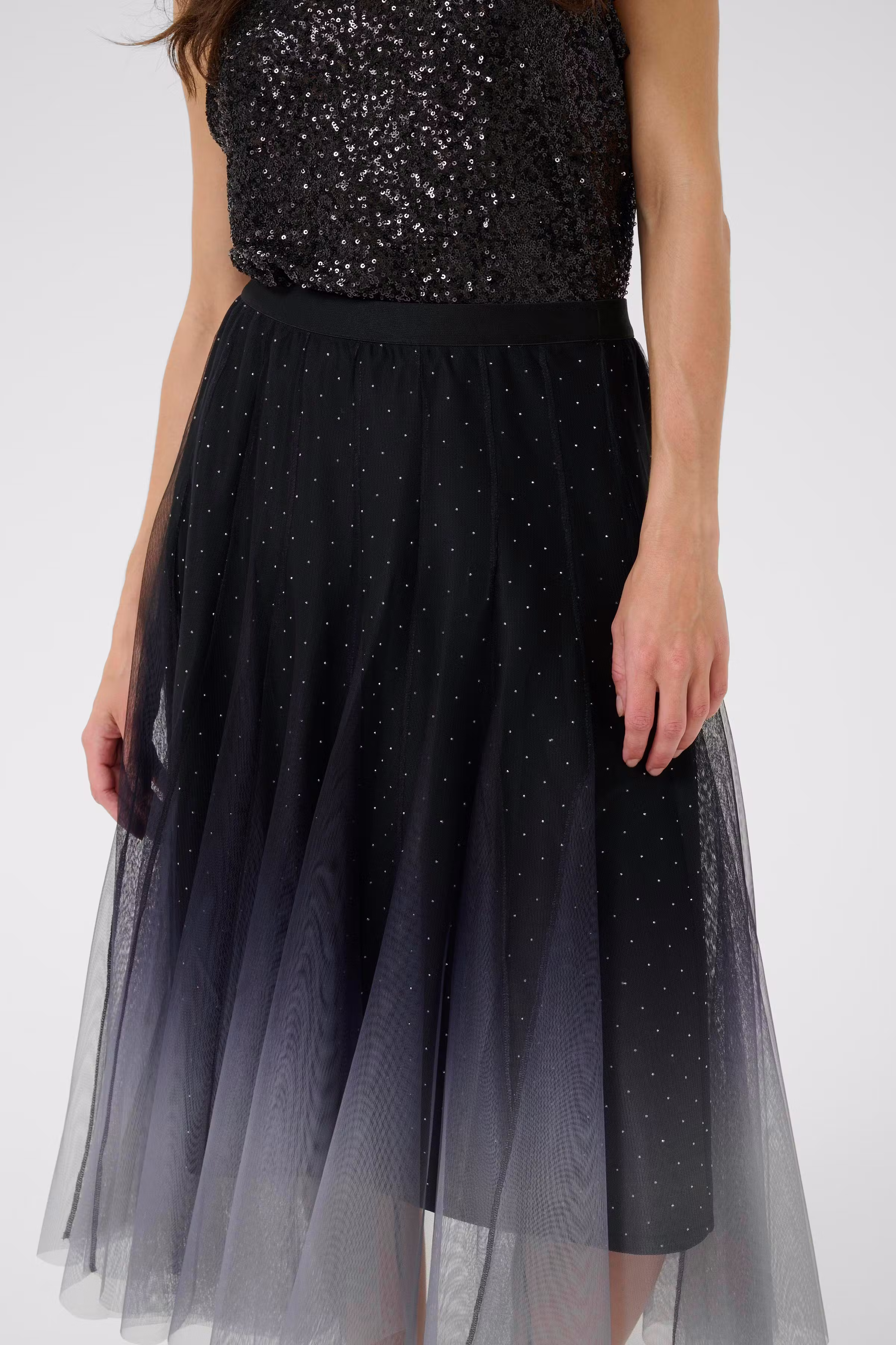 CRGlittery Skirt LOOKBOOK DETAIL 10614440-174018