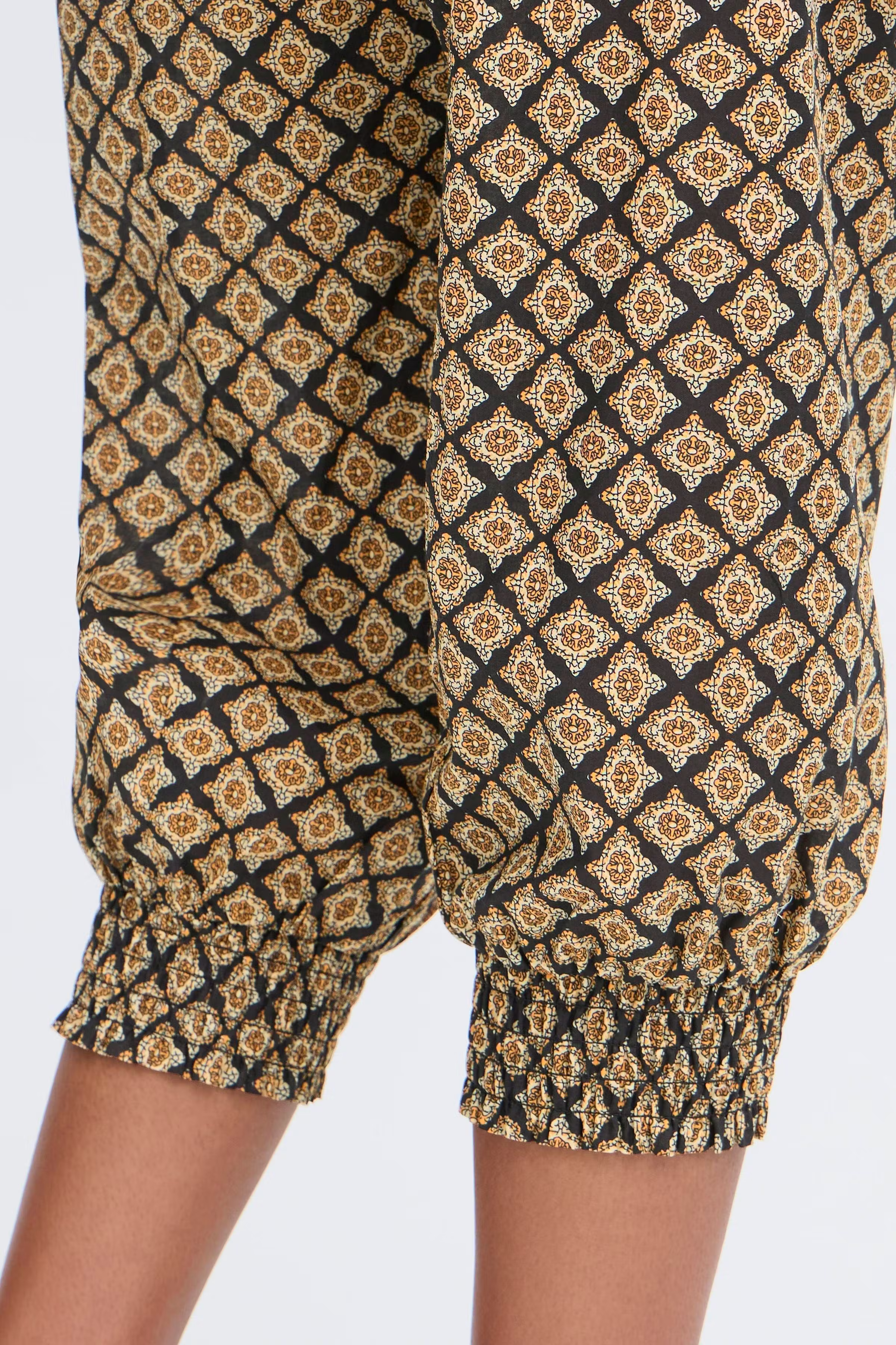 PZJILL Wide Capri Trousers LOOKBOOK DETAIL 50200339-204511