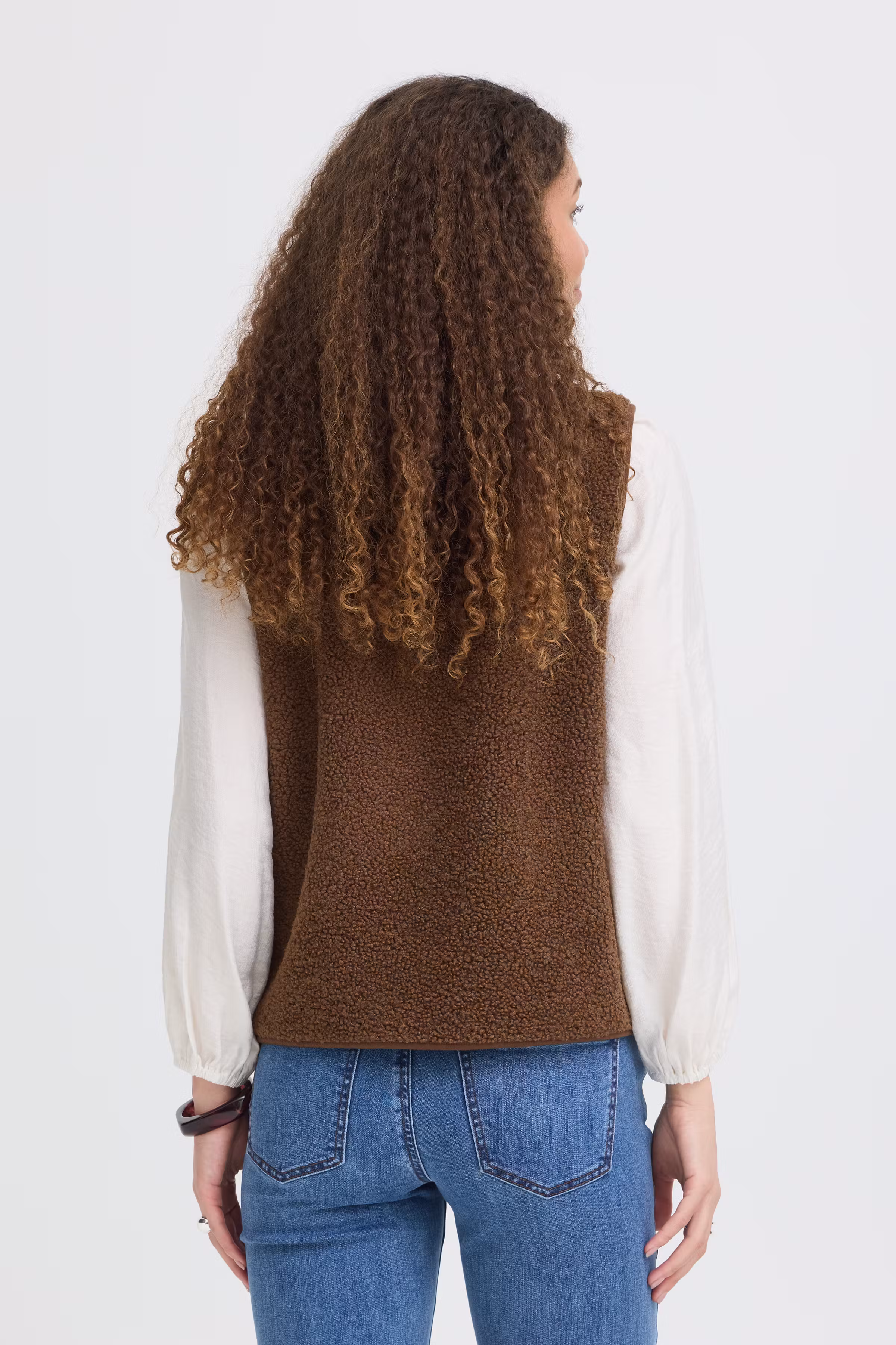 FRGWYNNE Waistcoat LOOKBOOK BACK 20618104-190916