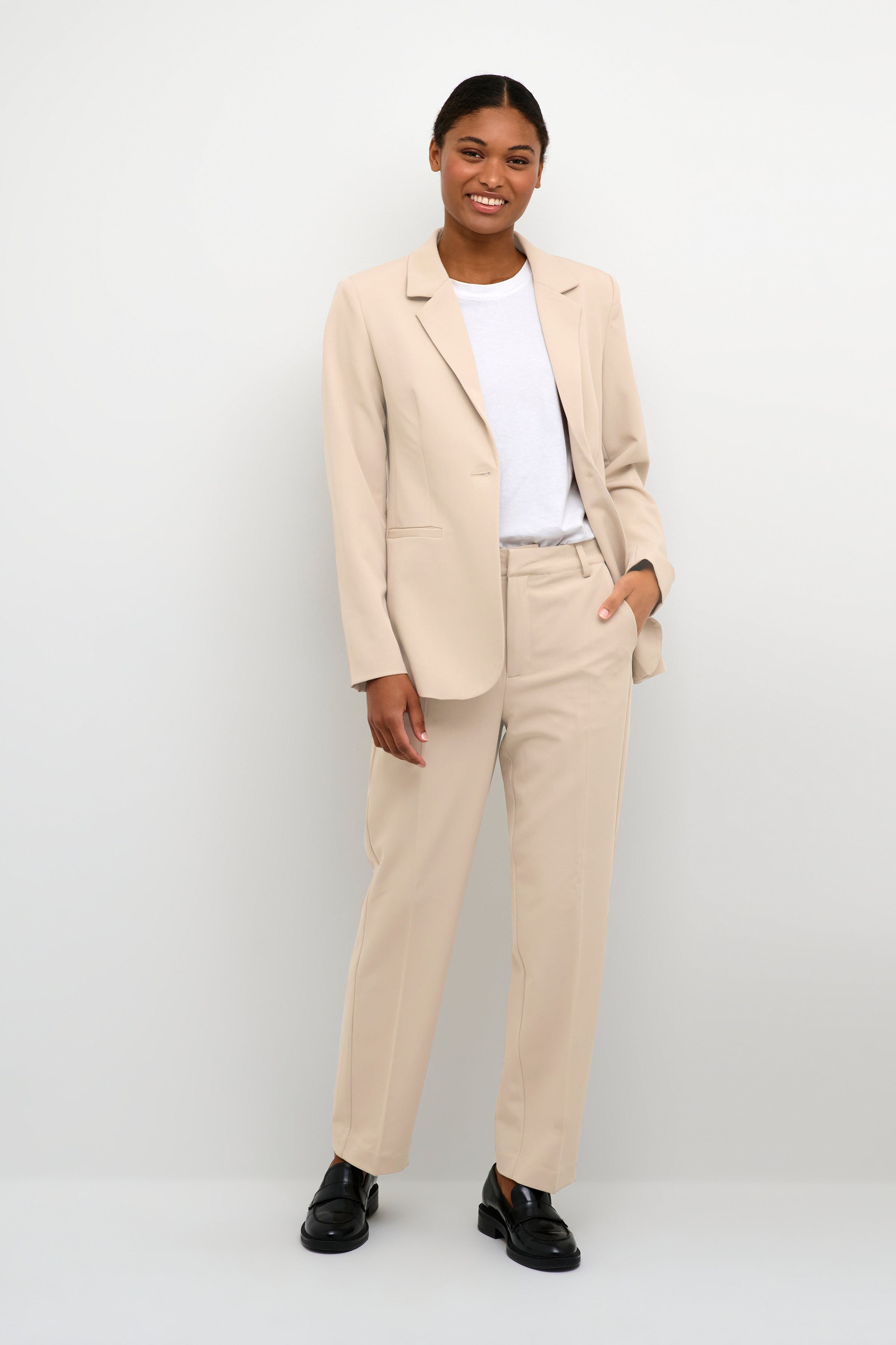 KAsakura Zipper Pants LOOKBOOK FRONT 10507770-151305