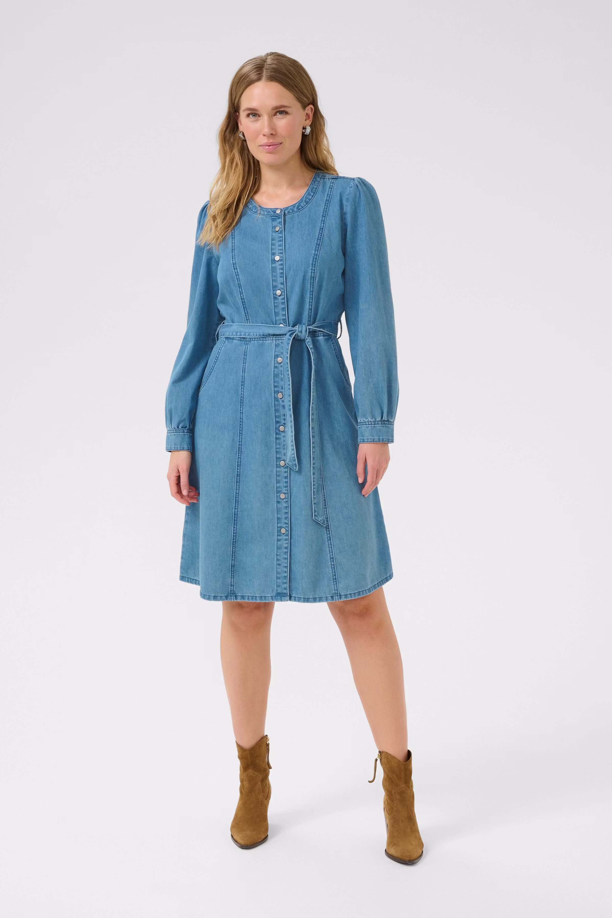 CRRuth Kleid LOOKBOOK FRONT 10613142-105701