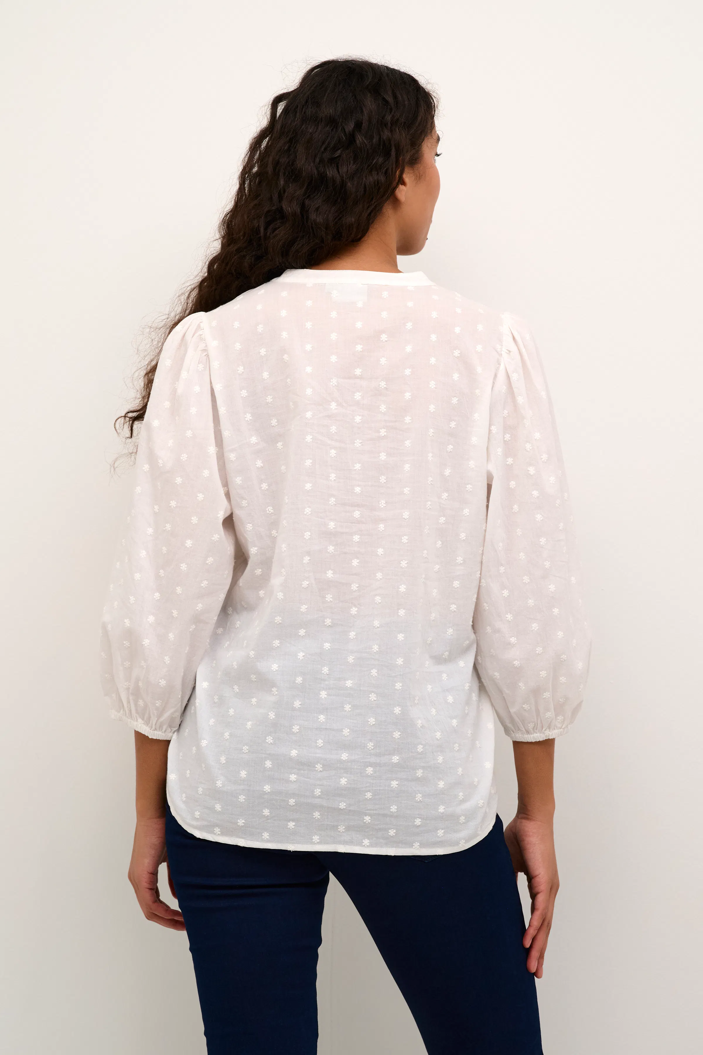 KAjollia Bluse LOOKBOOK BACK 10508453-106922
