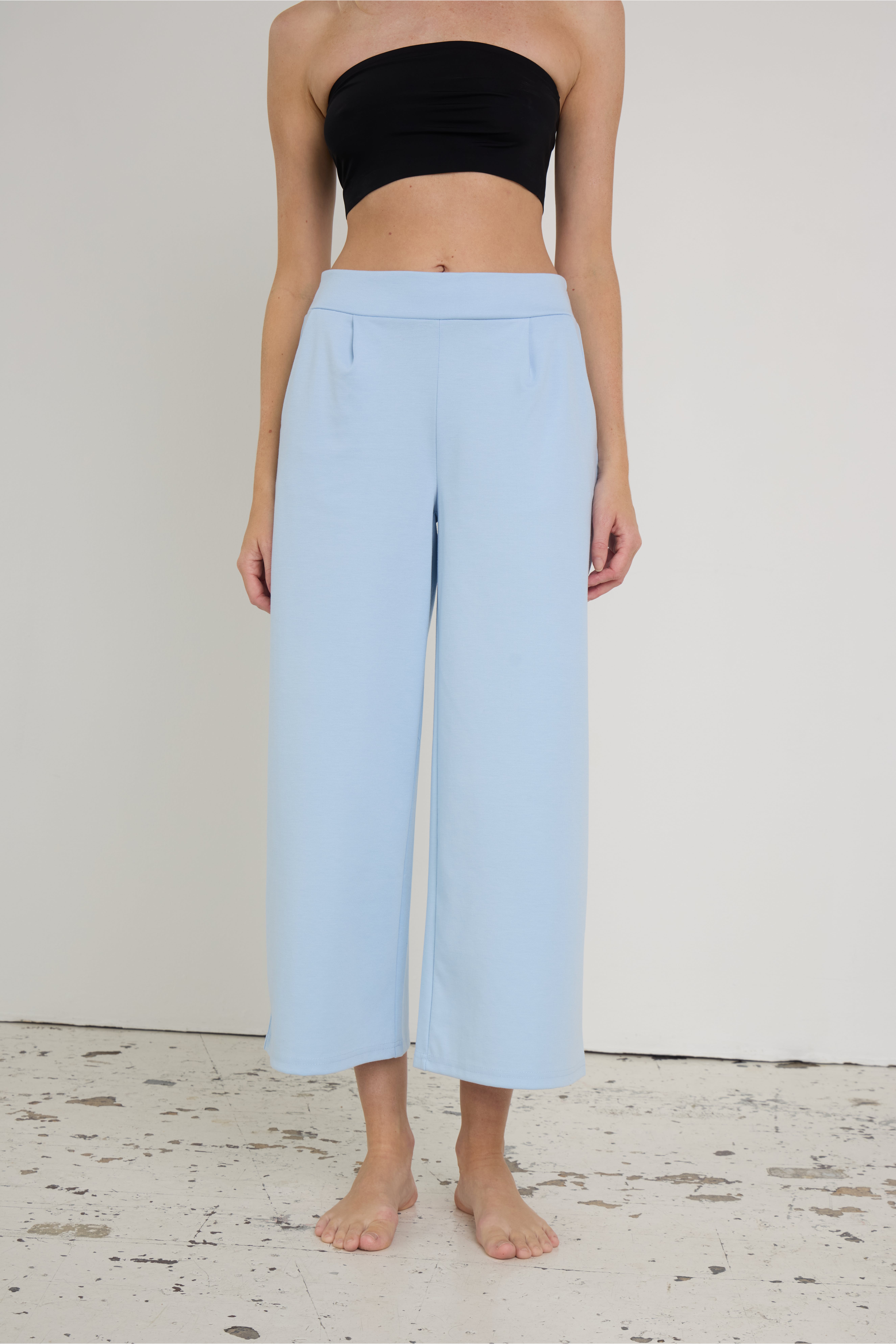 IHKATE WIDE Trousers LOCATION NONE 20116301-144115