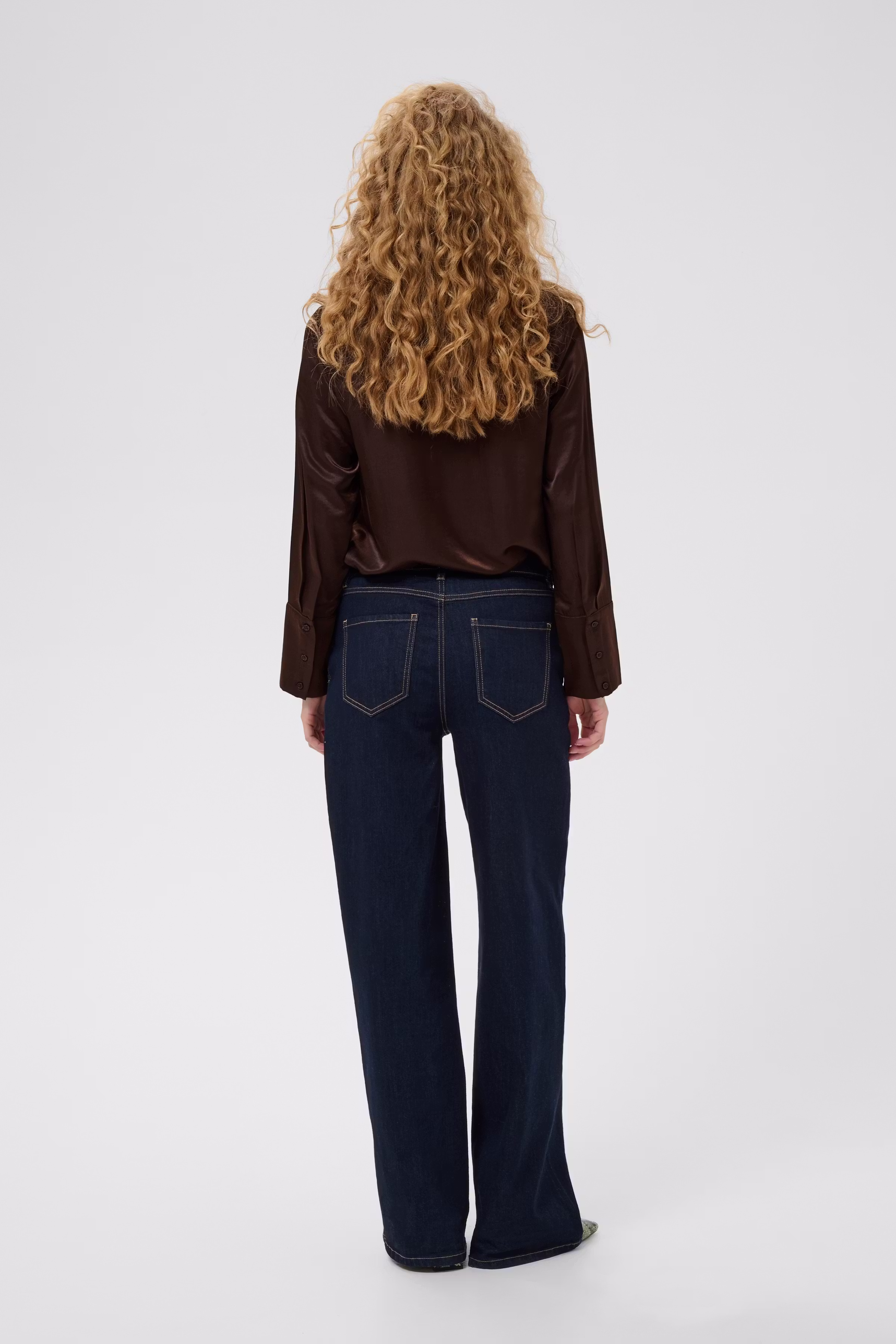 CUmollie Satin shirt LOOKBOOK BACK 50112293-190915