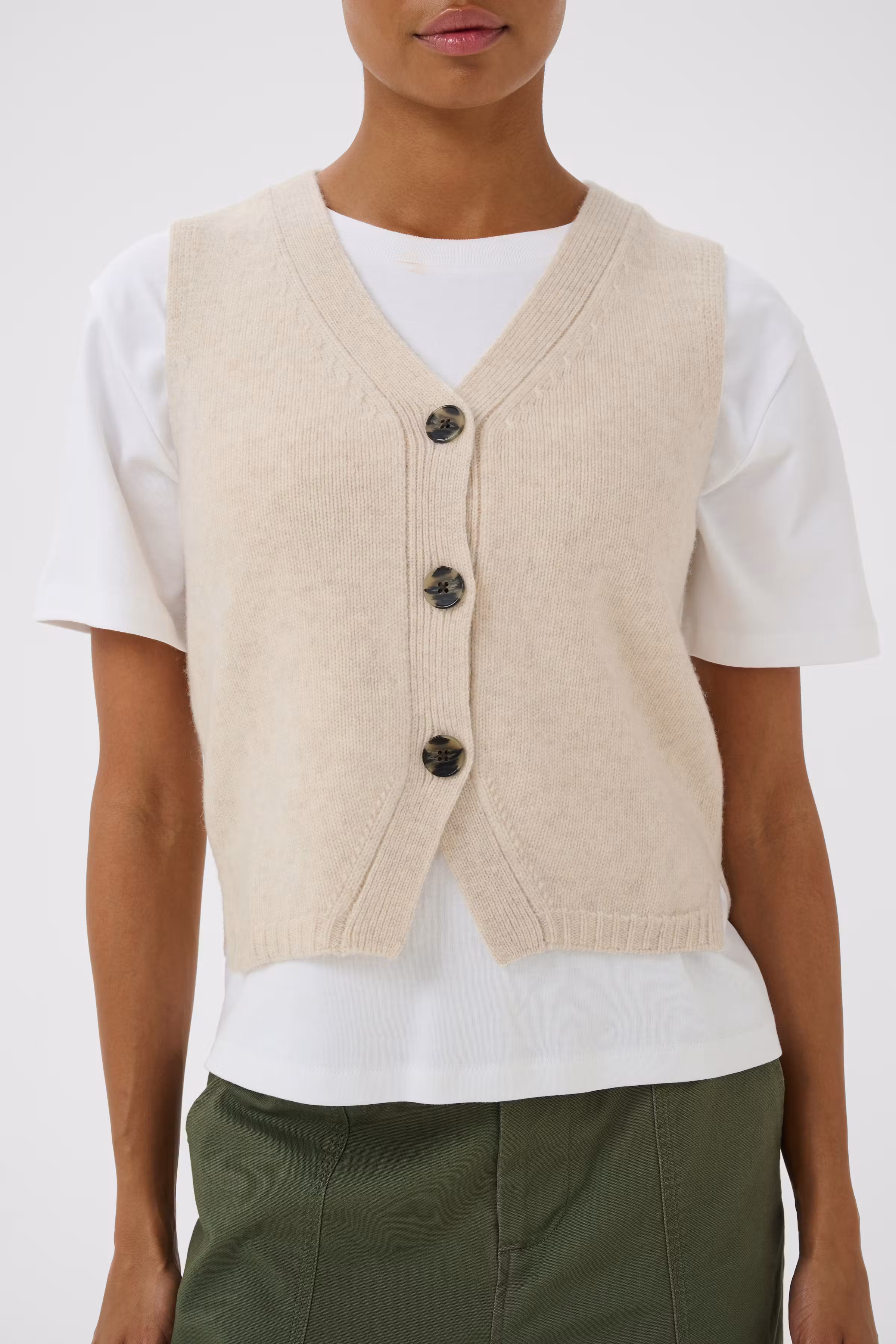 SylvaPW Vest LOOKBOOK DETAIL 30310052-1304011