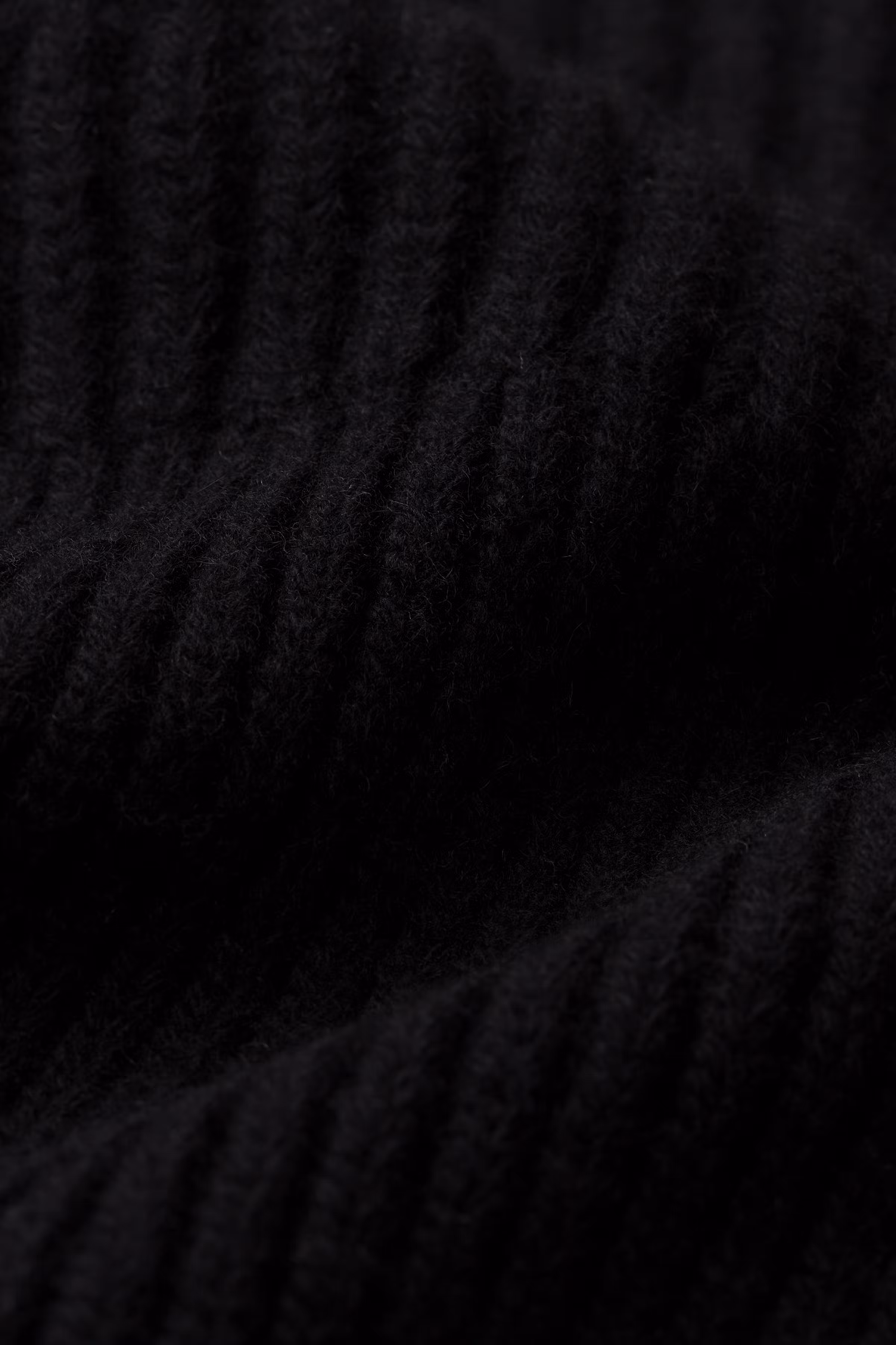 IOAMBER BEANIE PACK DETAIL 30600716-BK999
