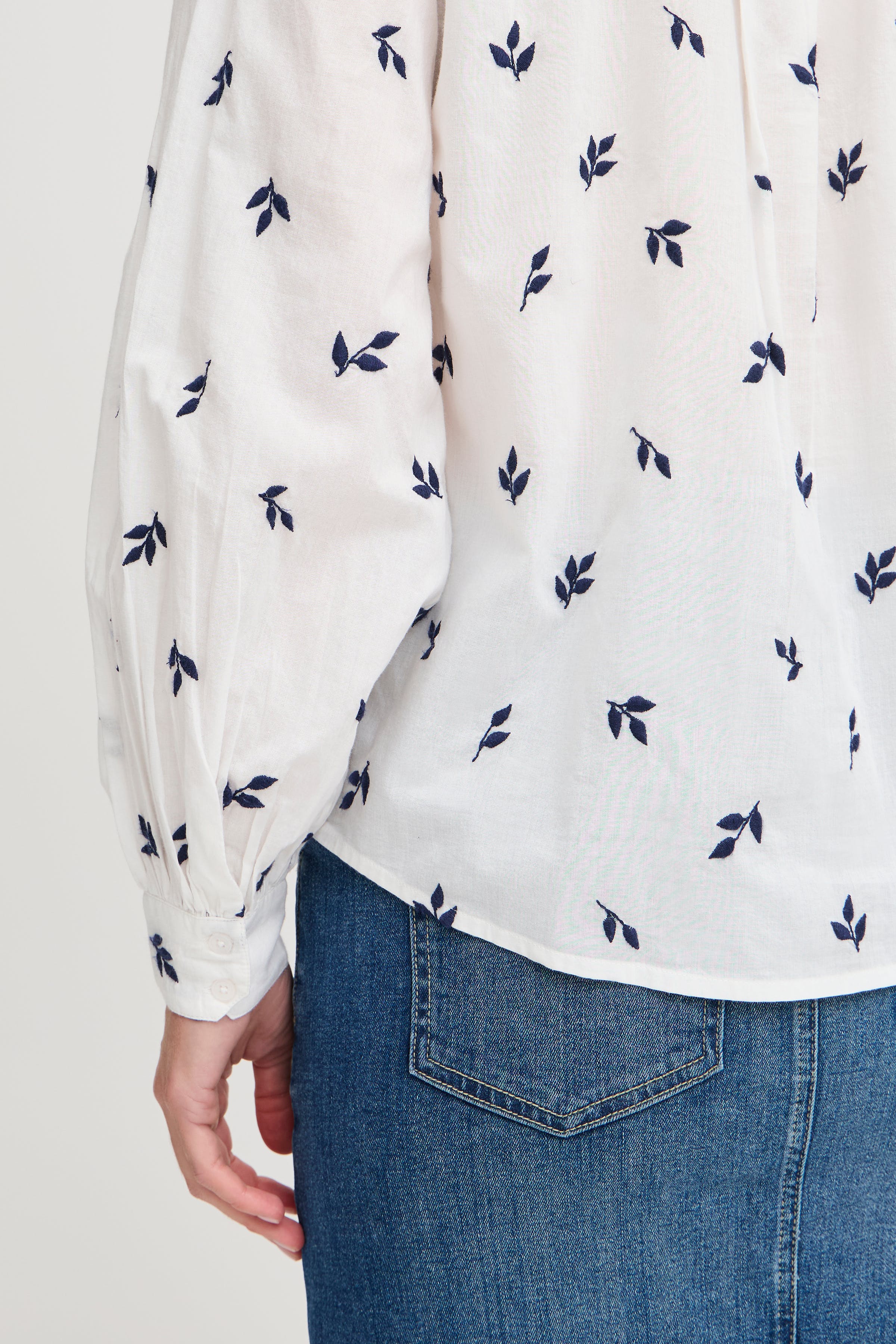 BYJADIS Shirt LOOKBOOK DETAIL 20815247-204208