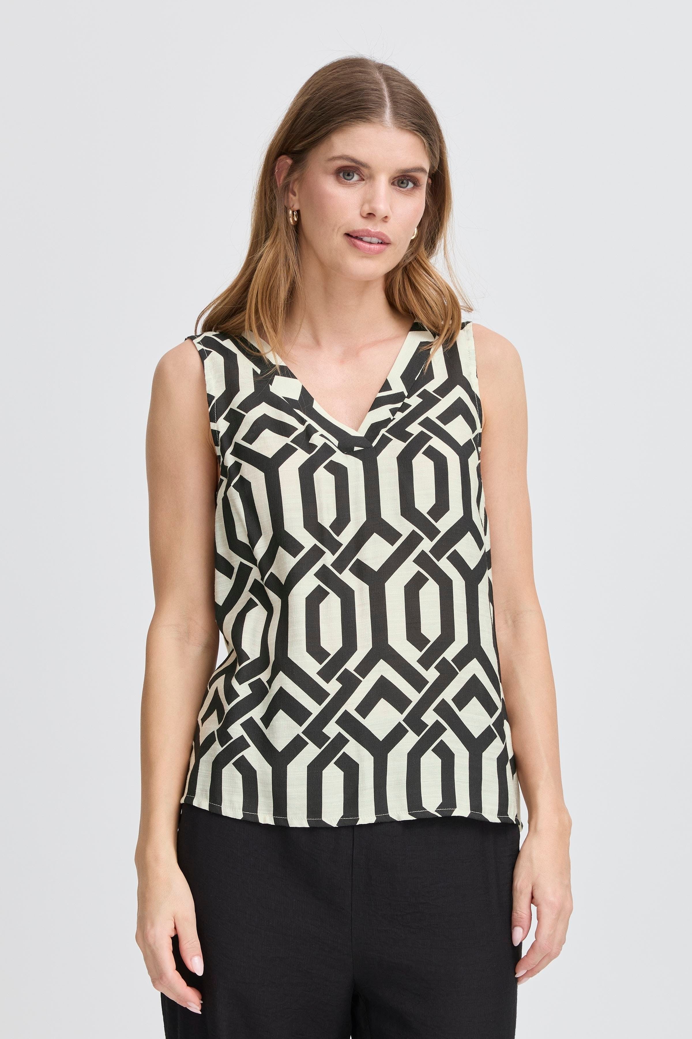 FRARIANA Top LOOKBOOK FRONT 20615634-204676