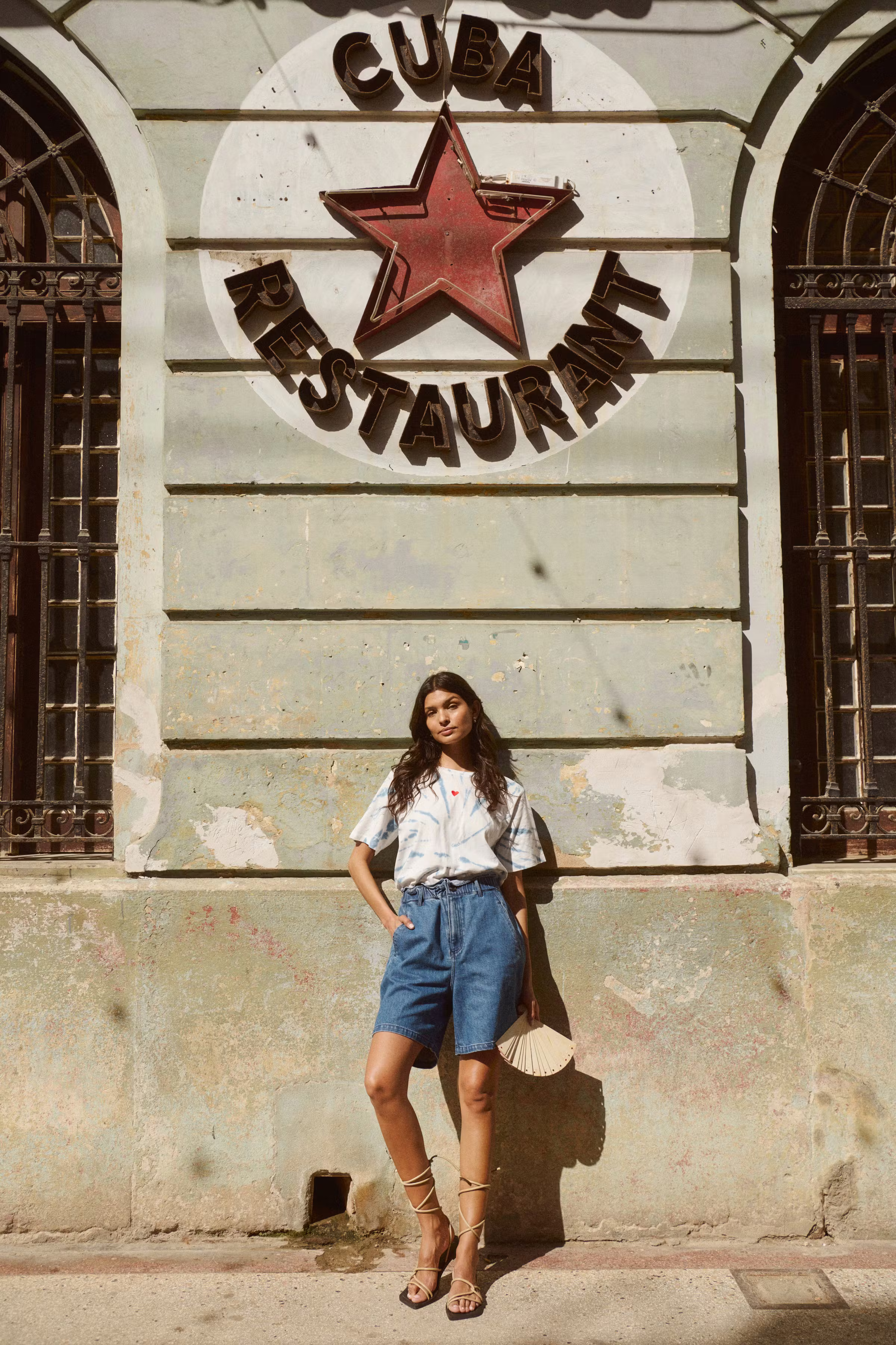 HellielouSZ T-shirt LOCATION NONE 30514247-164032