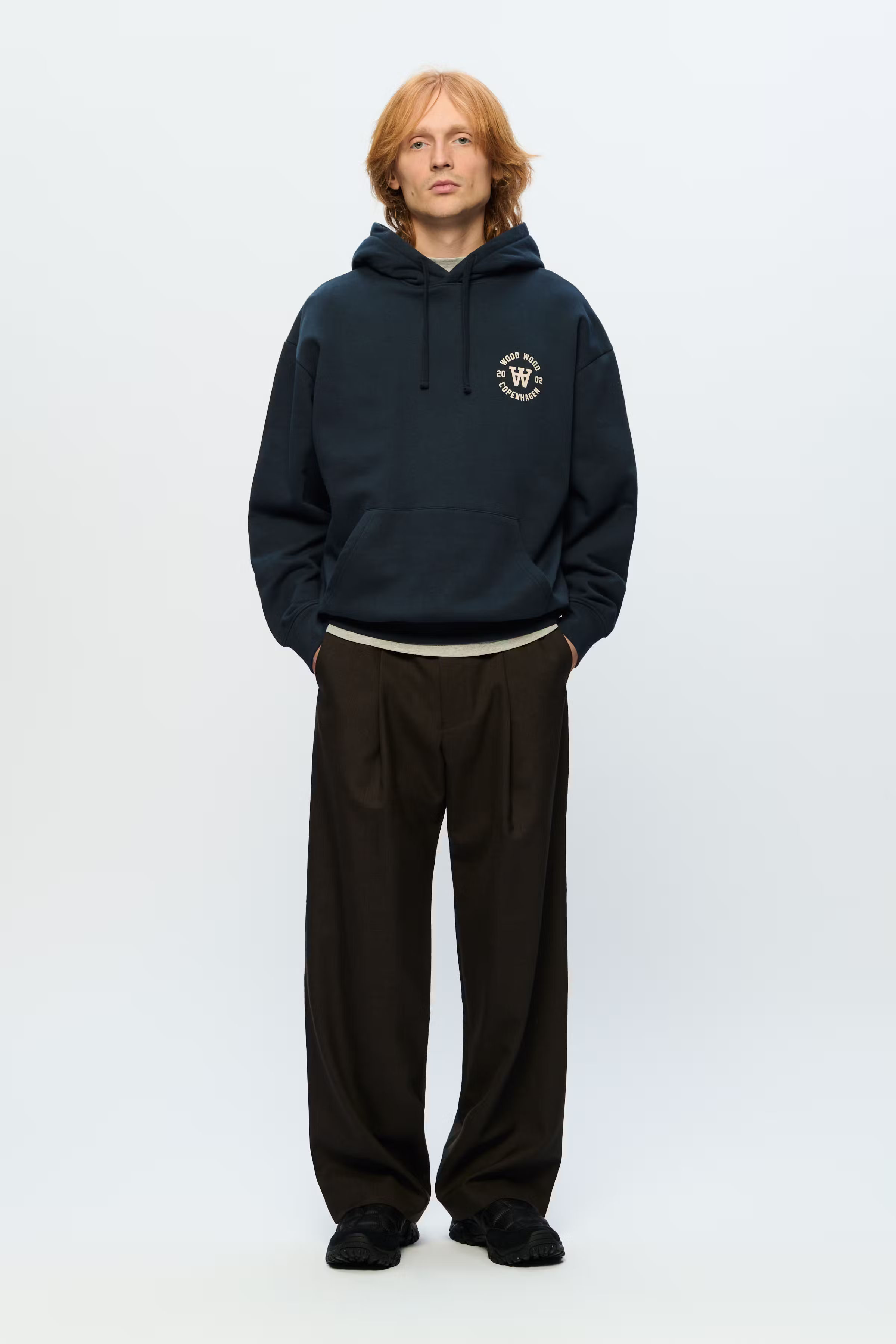 WWCass Sweatshirt LOOKBOOK FRONT 30251459-194009