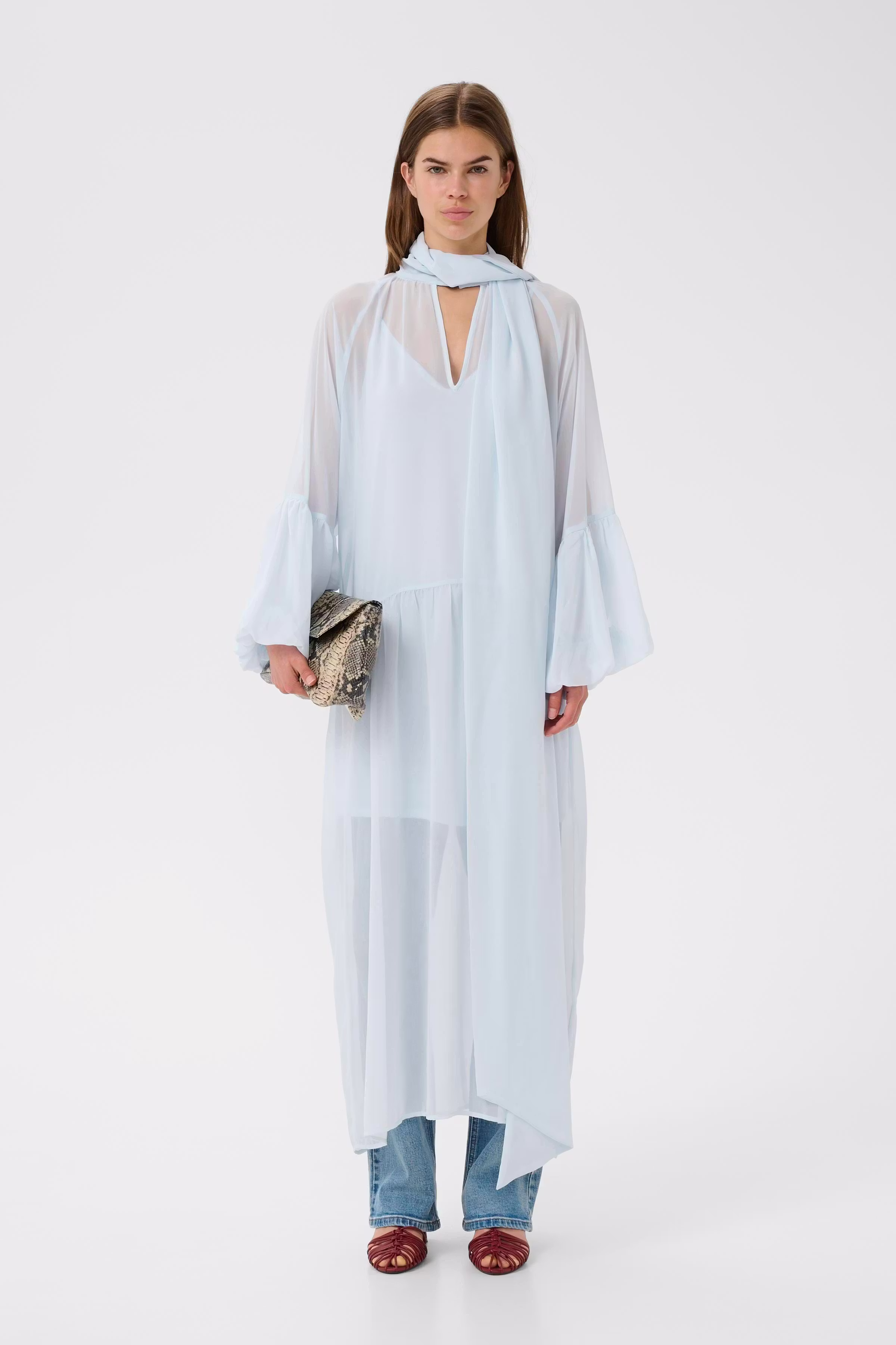 GZzurina Dress LOOKBOOK FRONT 10911028-134016