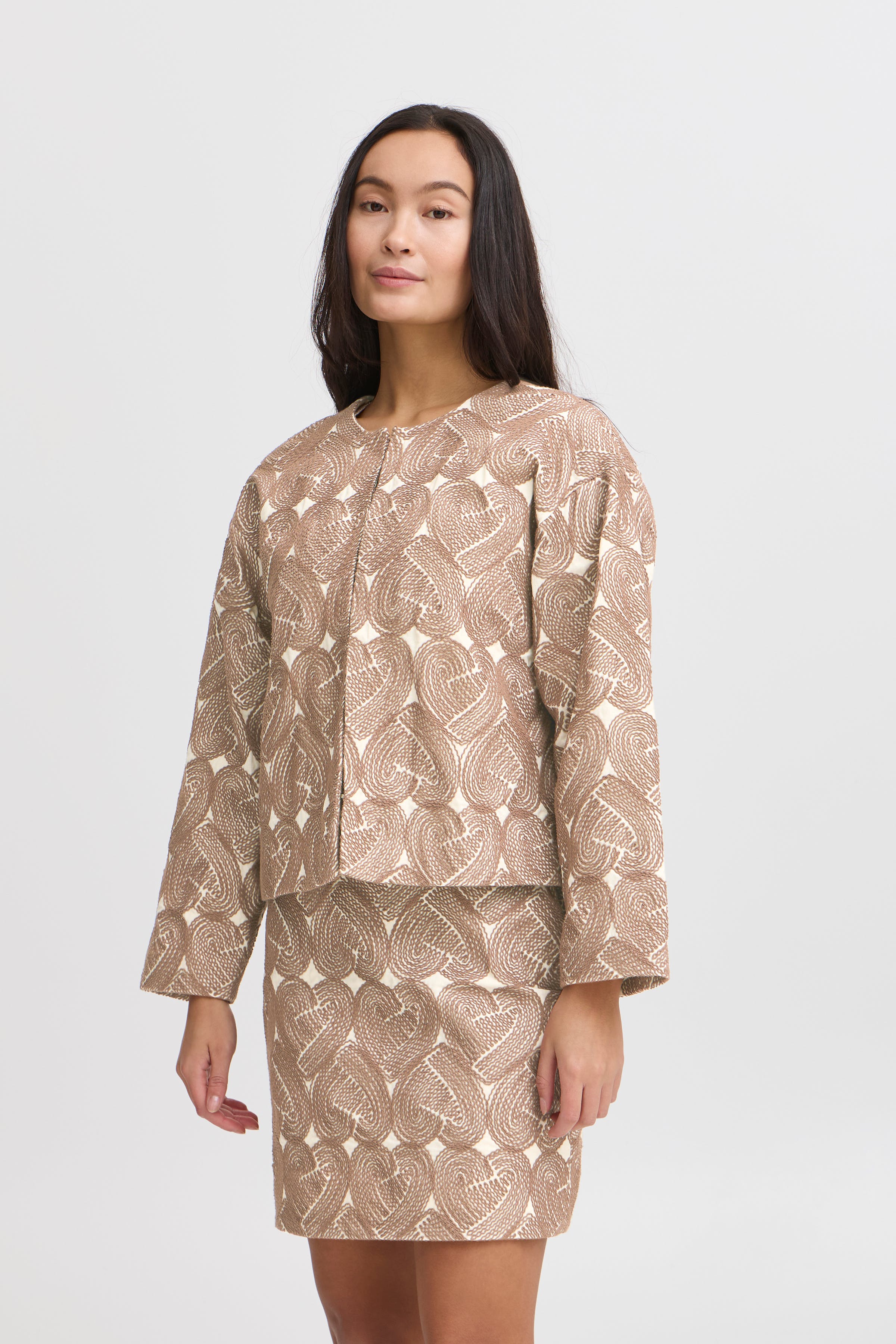 IRBERA Blazer LOOKBOOK FRONT 20122868-130905