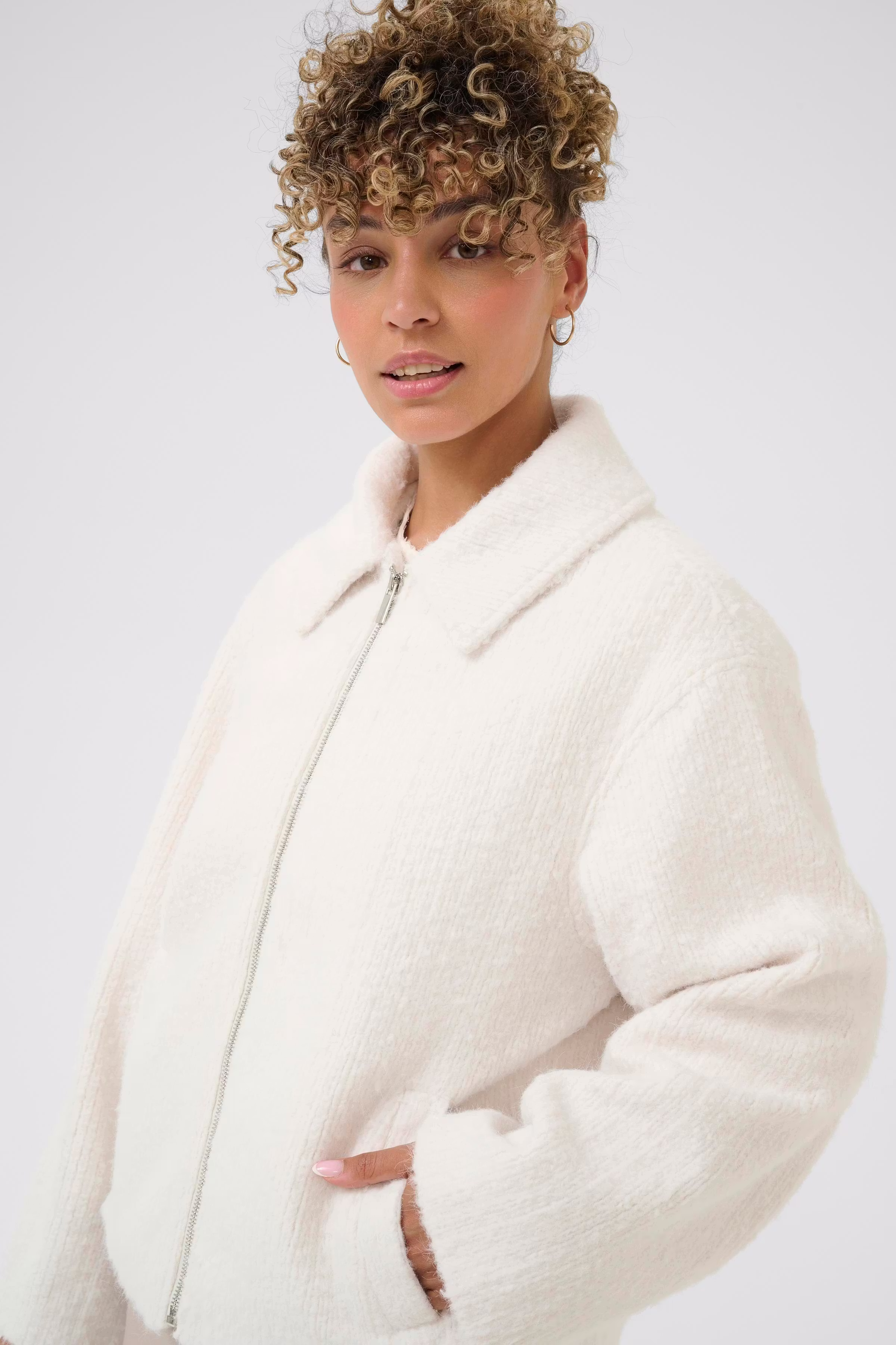 CRBerit Casual Jacke LOOKBOOK DETAIL 10614469-110701