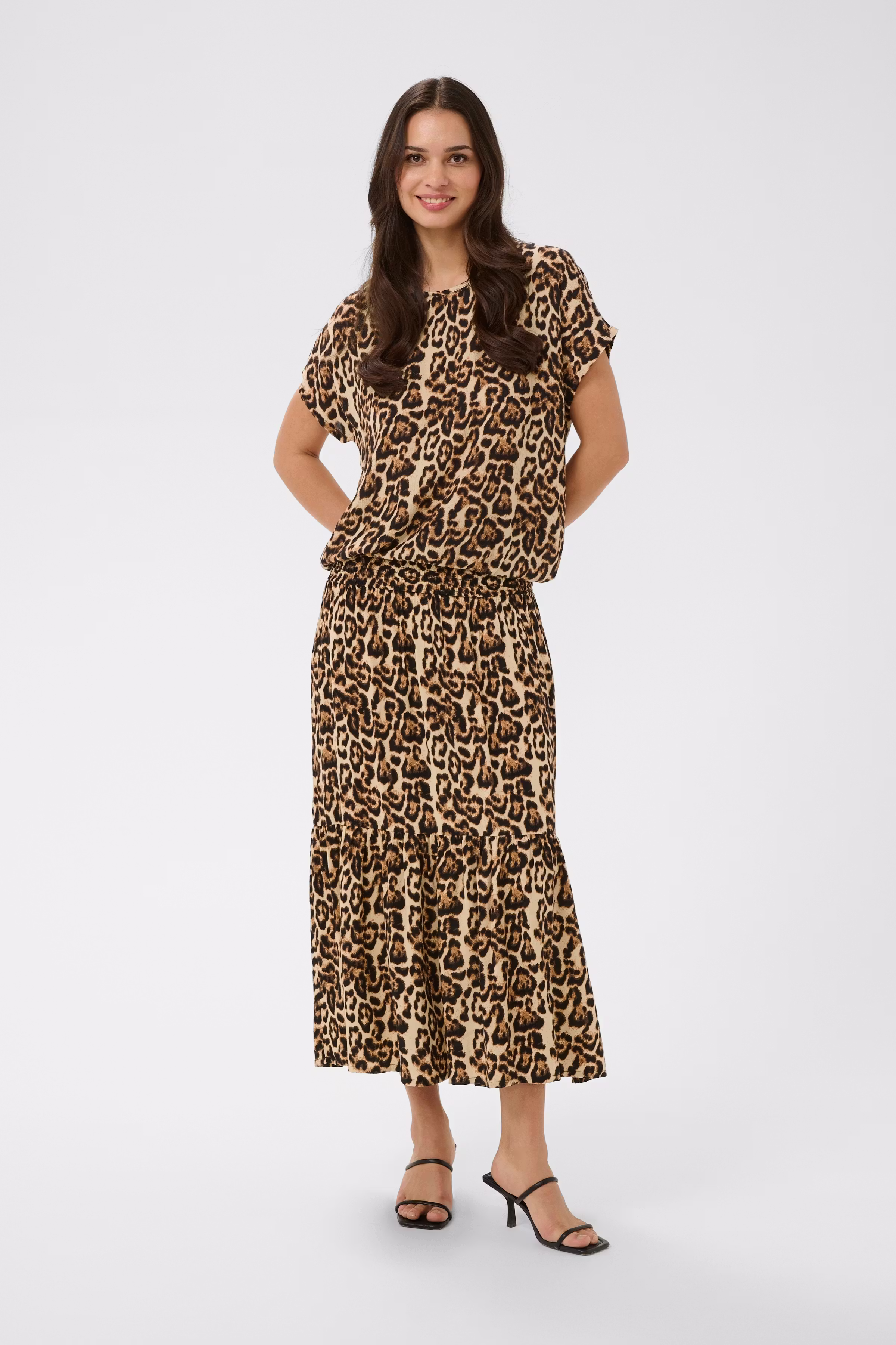 KAmaxi Skirt LOOKBOOK FRONT 10508816-107281