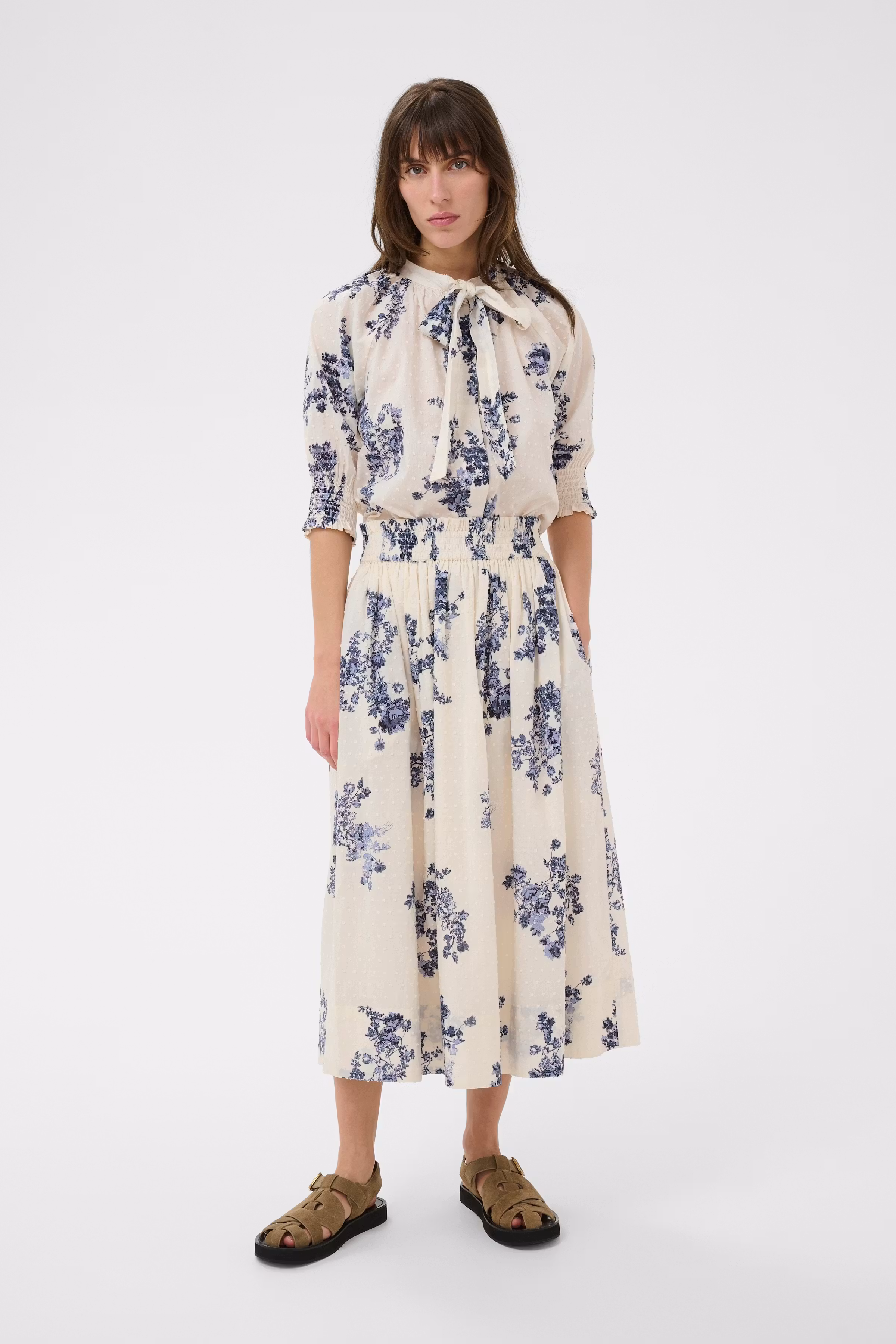 AviranaPW Dress in pink shadow flower print cotton